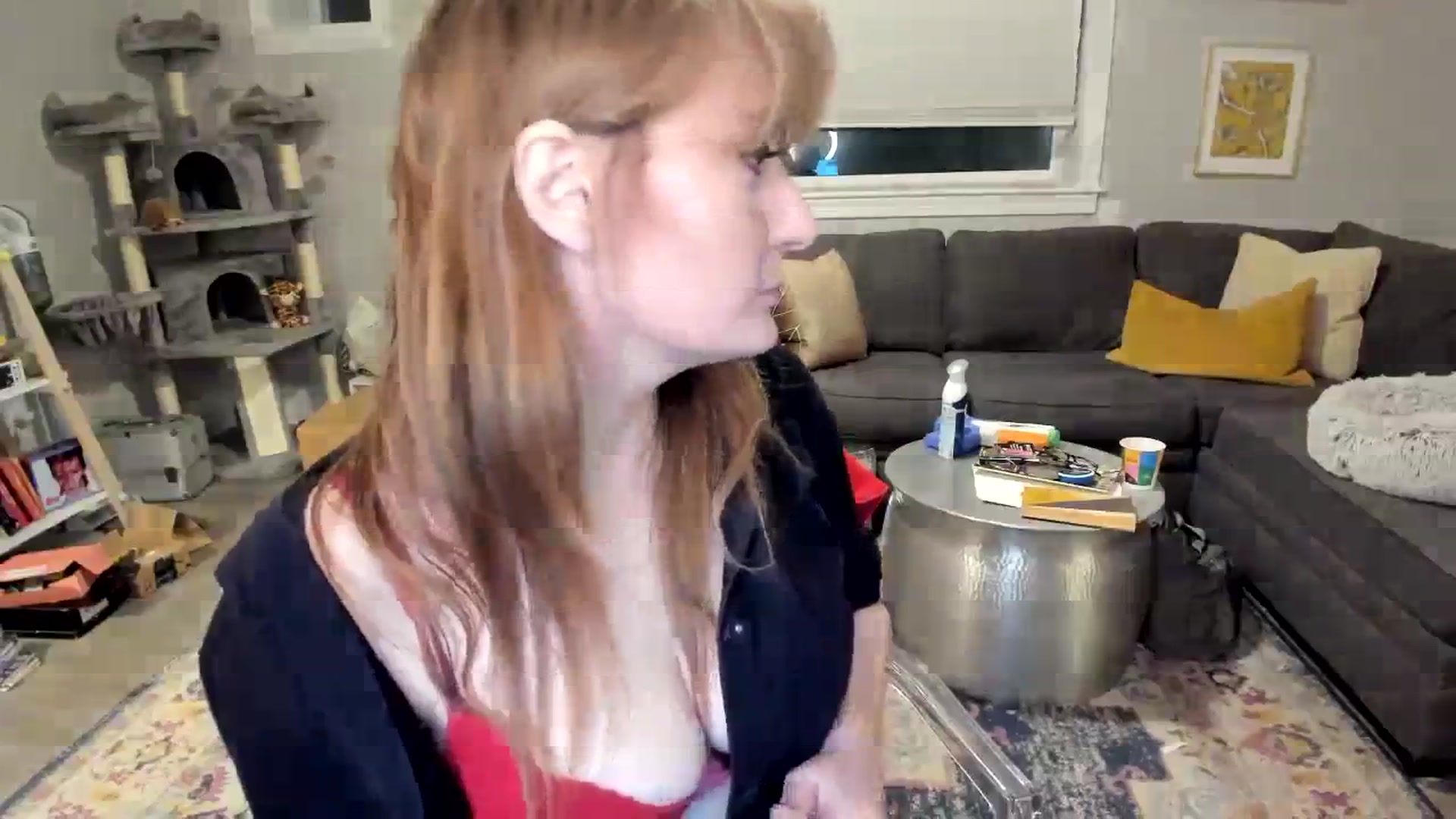 Gallery image thumbnail from Mya_Heart's myfreecams stream on, 12/27/2023, 06:08 image 15 of 20