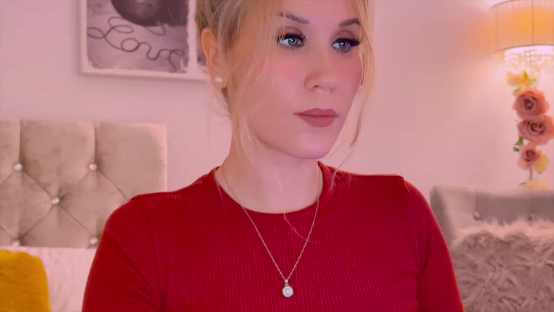 Gallery image thumbnail from Myabeline's myfreecams stream on, 11/20/2022, 22:31 image 14 of 20