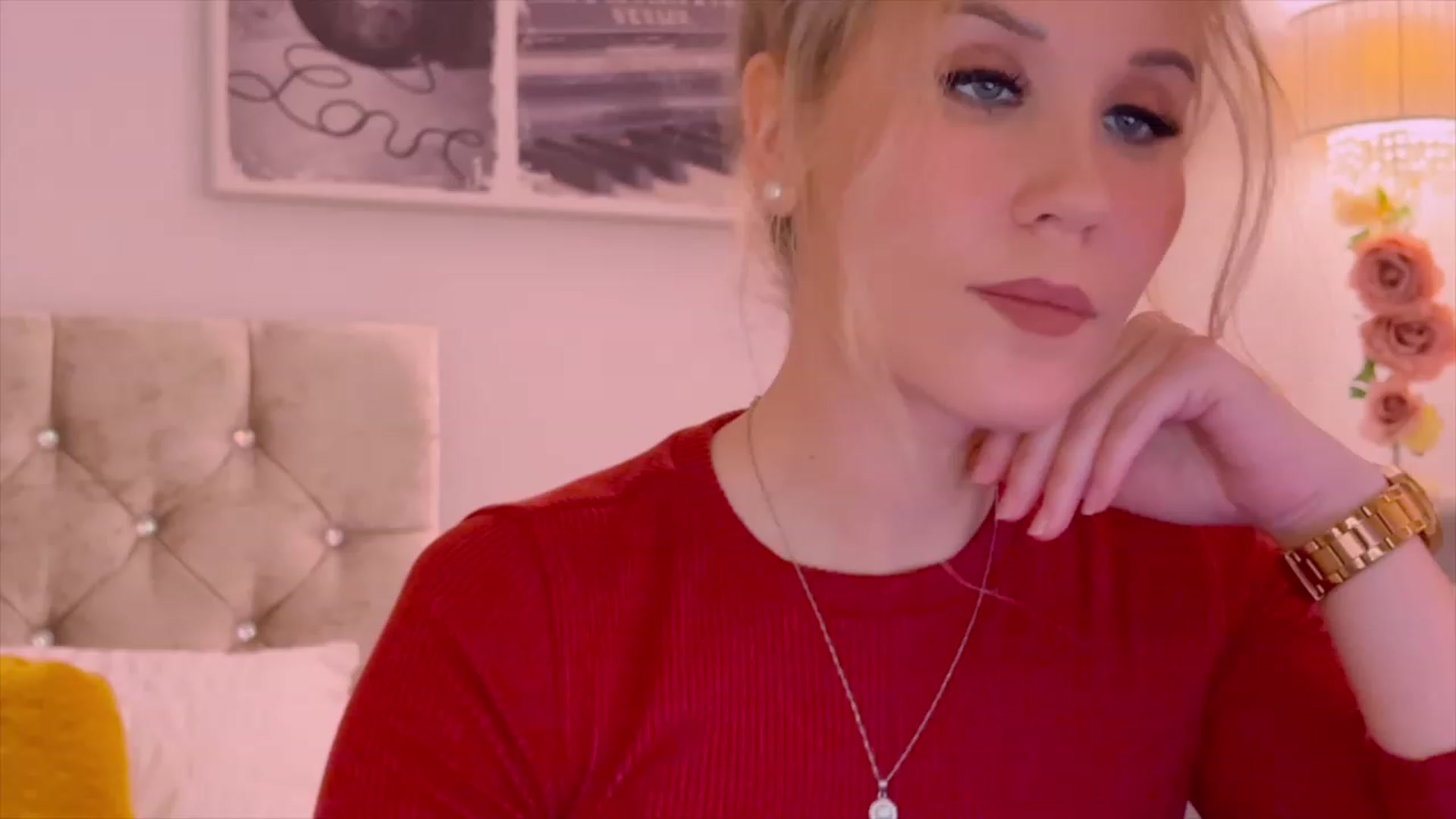 Gallery image thumbnail from Myabeline's myfreecams stream on, 11/20/2022, 22:31 image 13 of 20