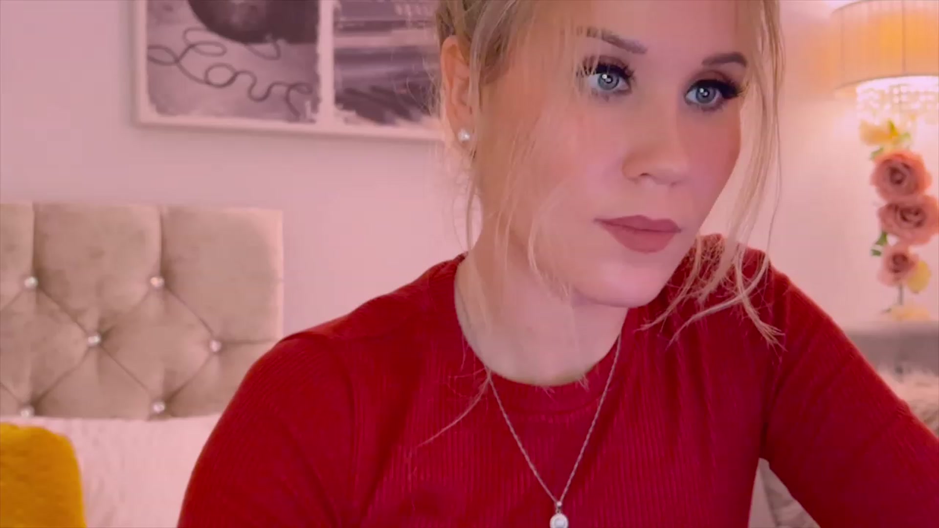Gallery image thumbnail from Myabeline's myfreecams stream on, 11/20/2022, 23:04 image 13 of 20