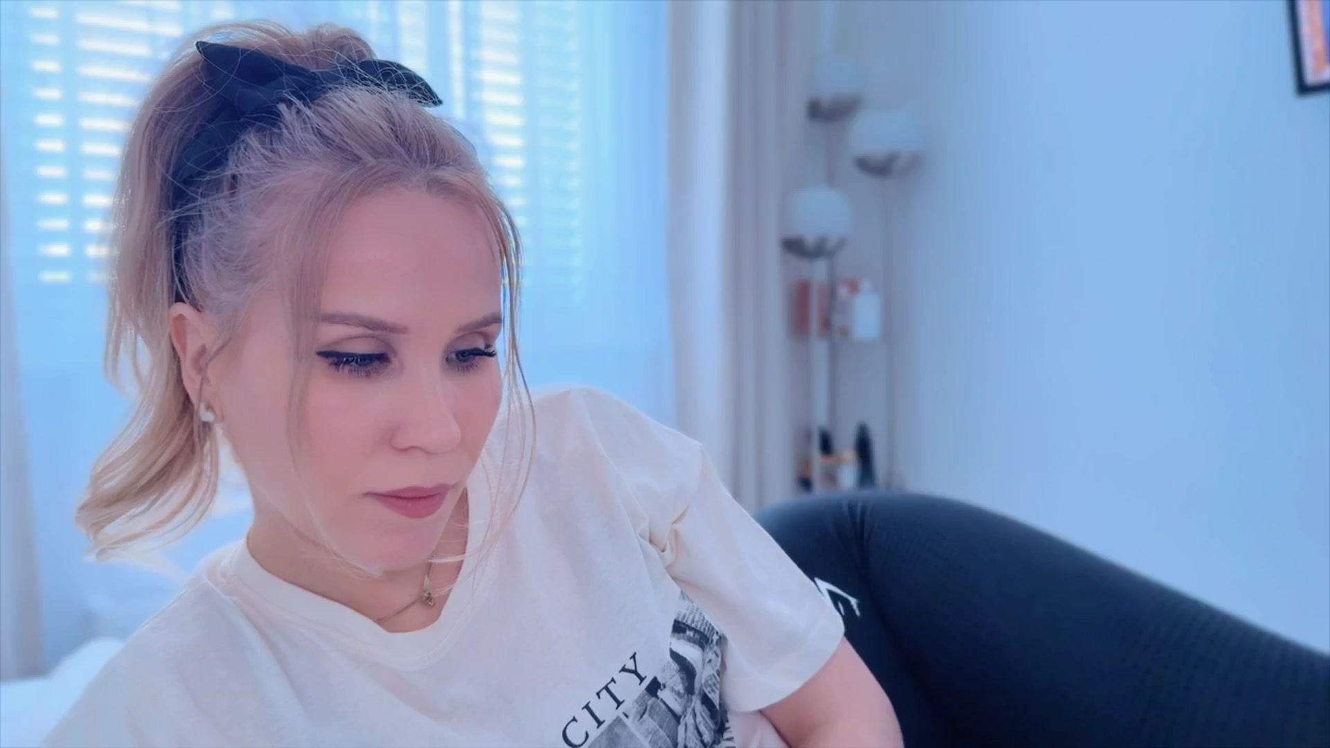 Gallery image thumbnail from Myassistant's myfreecams stream on, 04/29/2025, 13:02 image 20 of 20