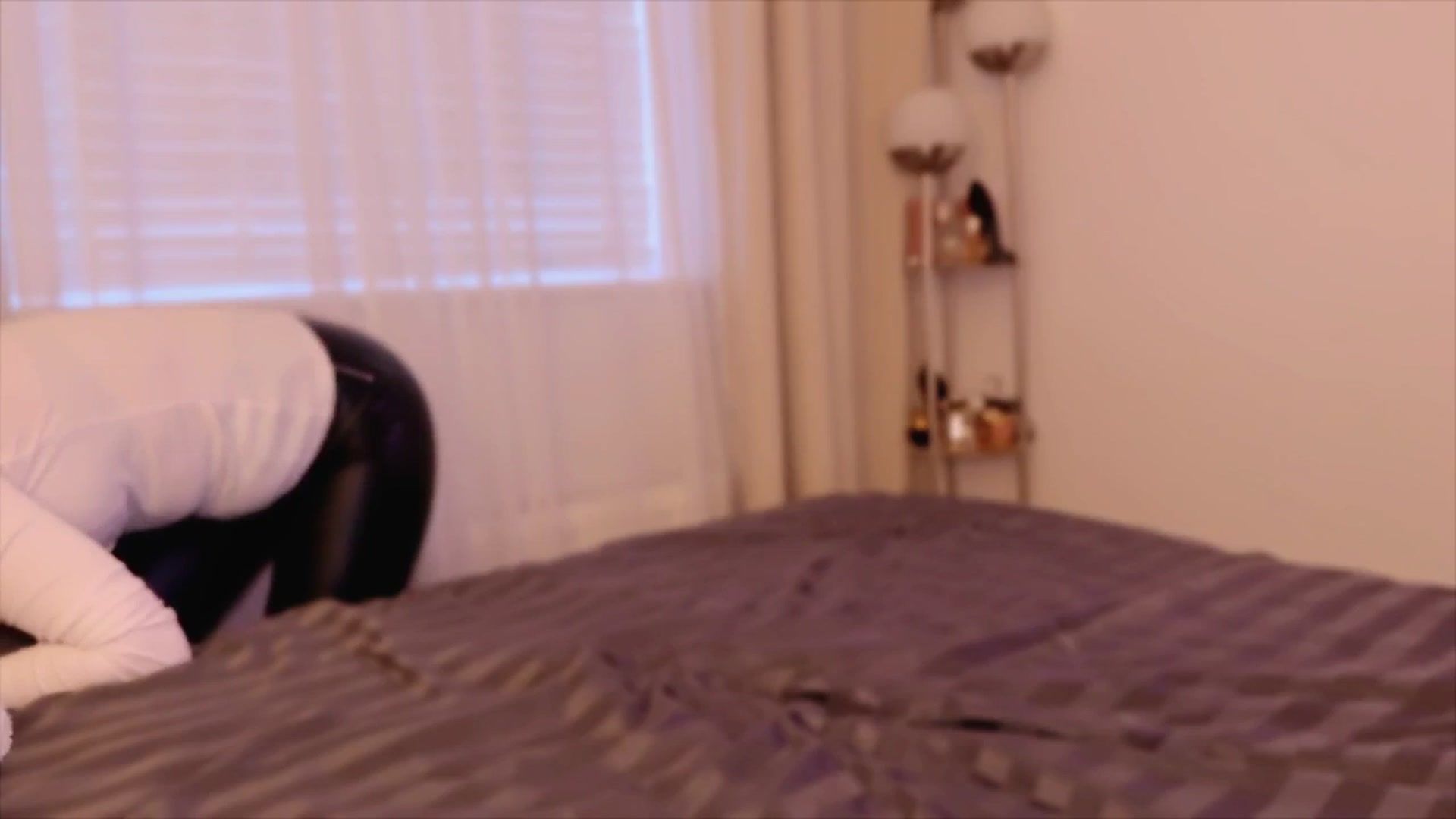 Gallery image thumbnail from Myassistant's myfreecams stream on, 06/07/2025, 20:03 image 20 of 20