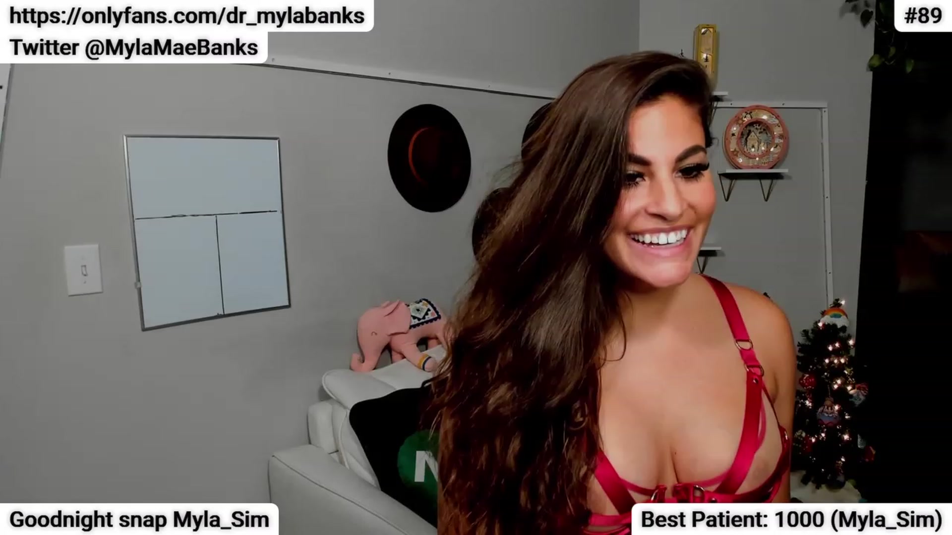 Gallery image thumbnail from MylaBanks's myfreecams stream on, 11/23/2023, 06:02 image 8 of 20