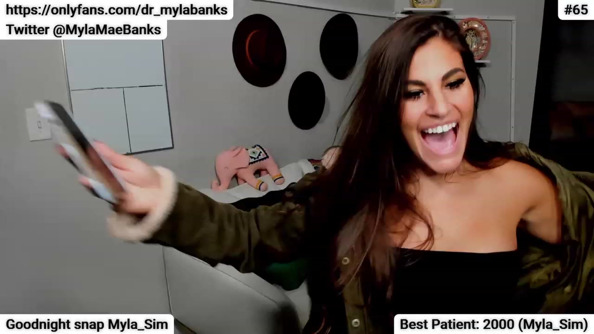 Gallery image thumbnail from MylaBanks's myfreecams stream on, 11/25/2023, 05:27 image 17 of 20