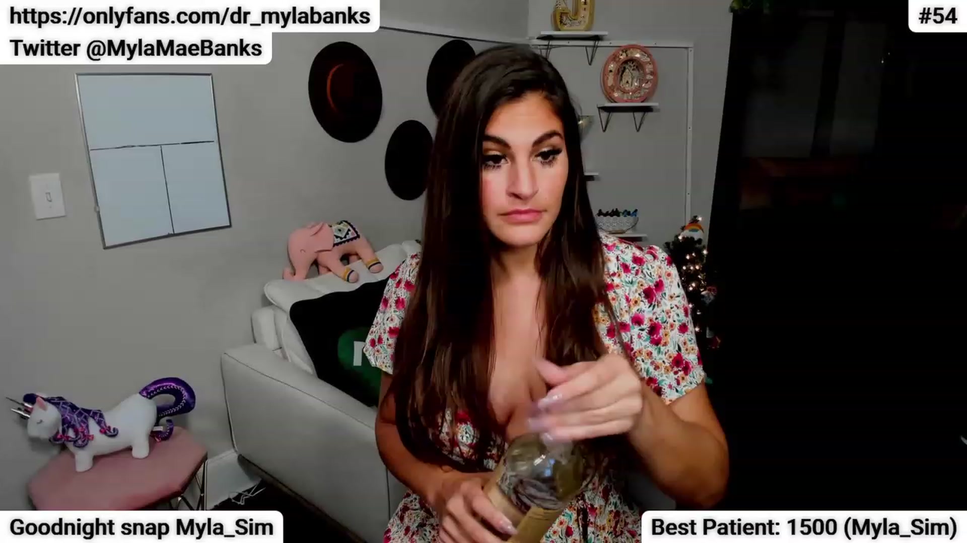 Gallery image thumbnail from MylaBanks's myfreecams stream on, 11/26/2023, 04:55 image 8 of 20