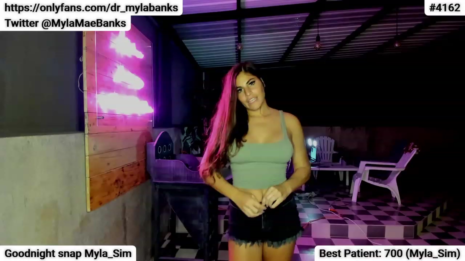Gallery image thumbnail from MylaBanks's myfreecams stream on, 12/05/2023, 07:37 image 5 of 20