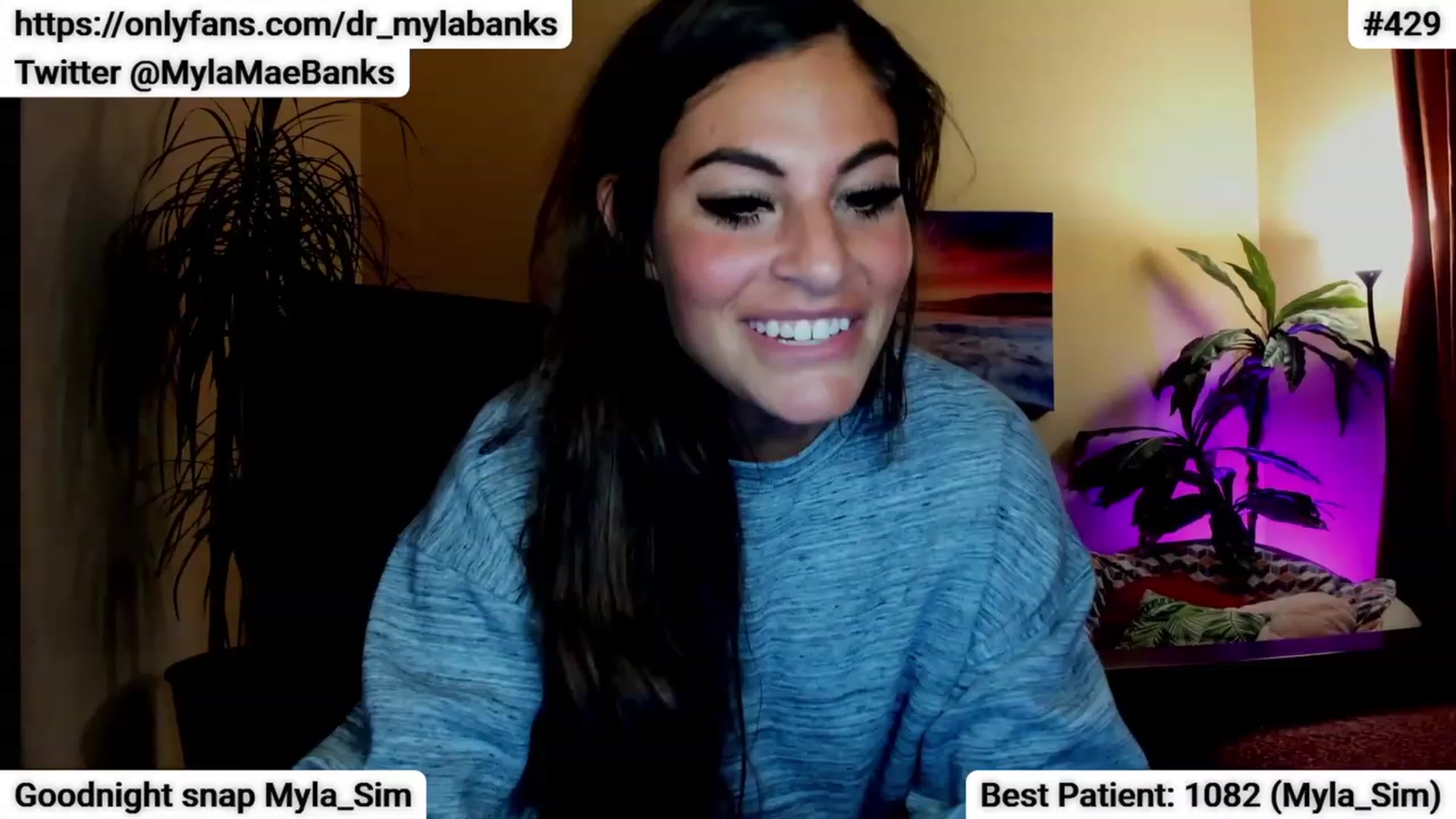 Gallery image thumbnail from MylaBanks's myfreecams stream on, 12/14/2023, 08:59 image 15 of 20