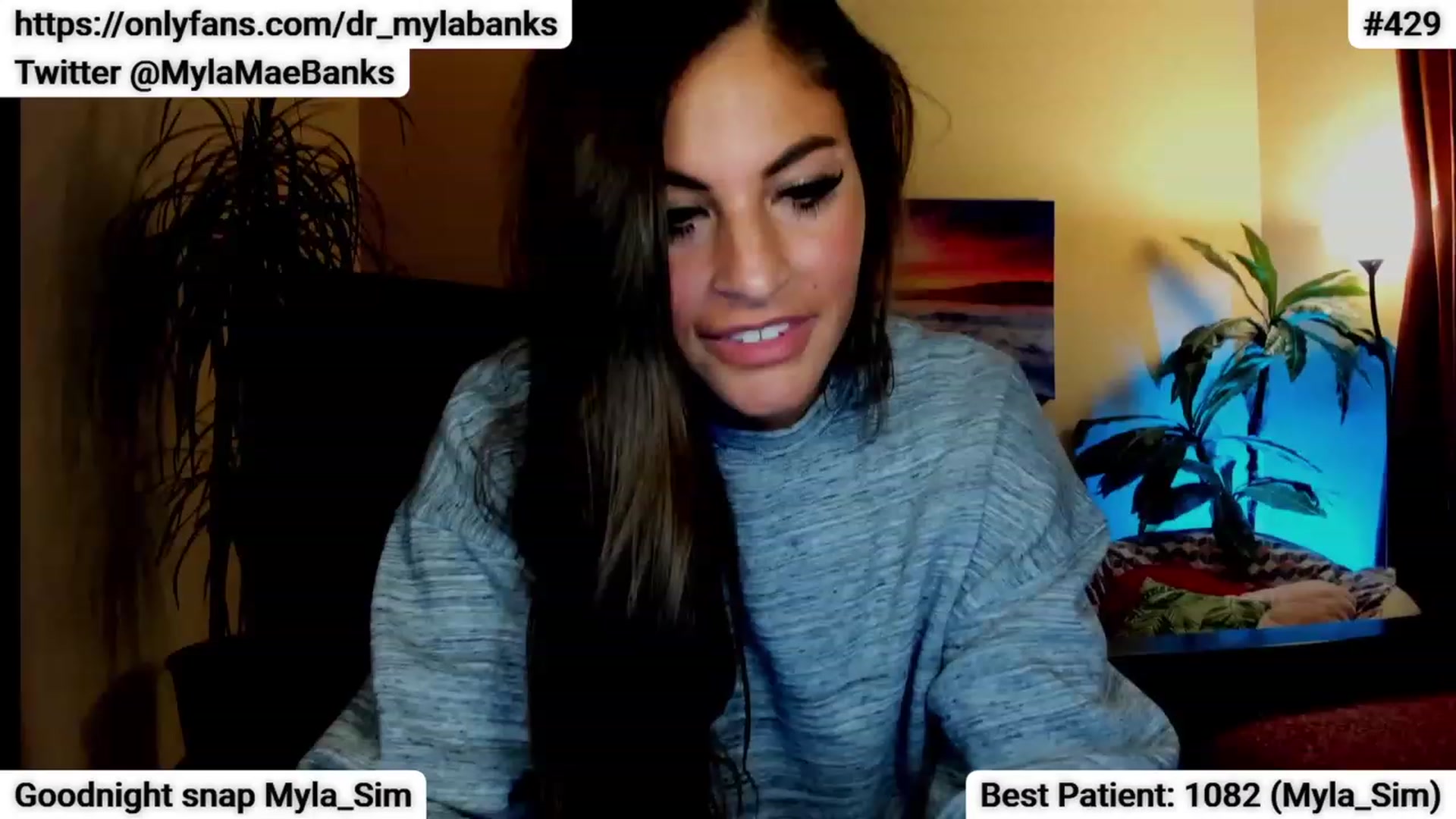 Gallery image thumbnail from MylaBanks's myfreecams stream on, 12/14/2023, 08:59 image 16 of 20