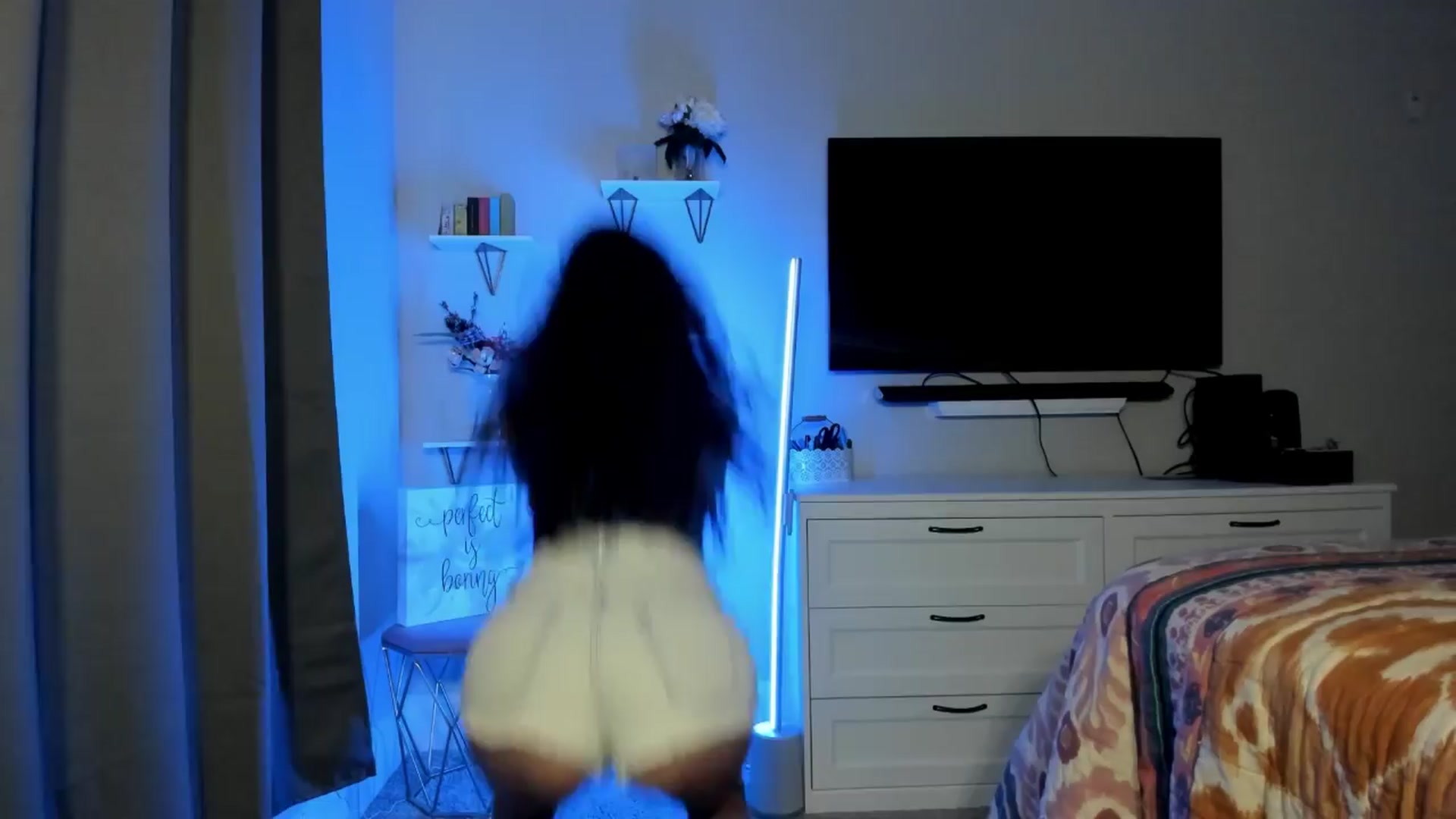 Gallery image thumbnail from MylaBanks's myfreecams stream on, 04/09/2024, 19:07 image 7 of 20