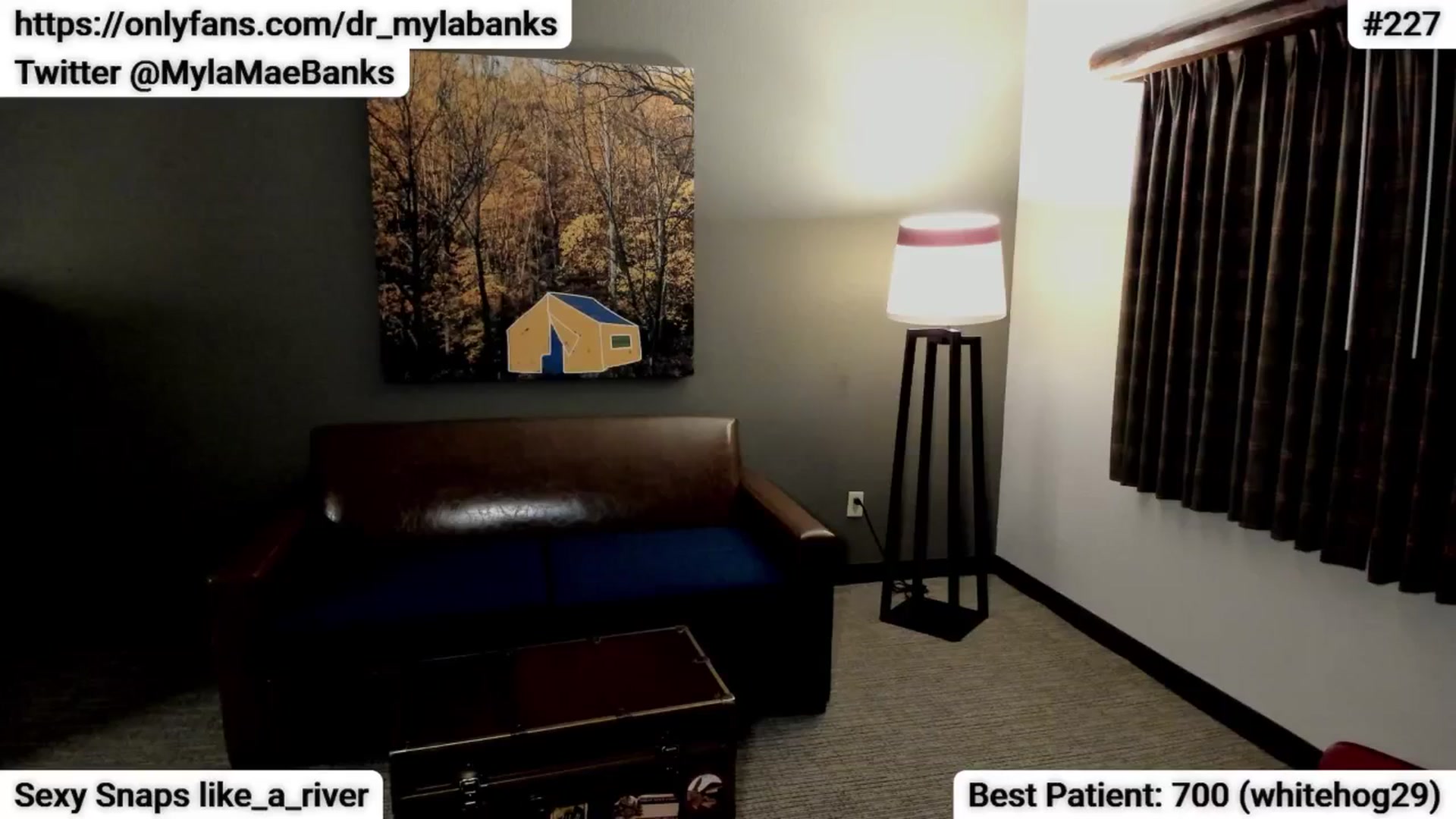 Gallery image thumbnail from MylaBanks's myfreecams stream on, 04/19/2024, 06:22 image 10 of 20