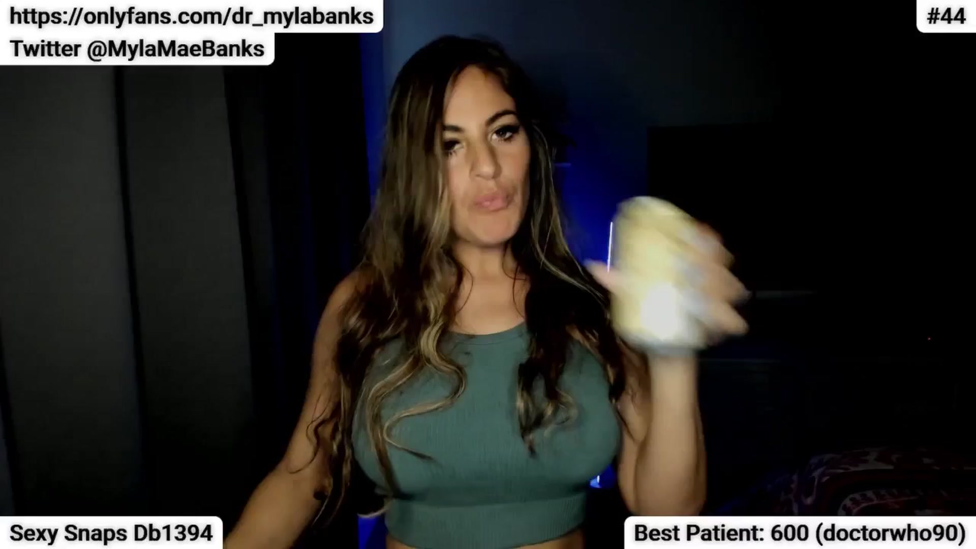 Gallery image thumbnail from MylaBanks's myfreecams stream on, 05/04/2024, 22:02 image 7 of 20