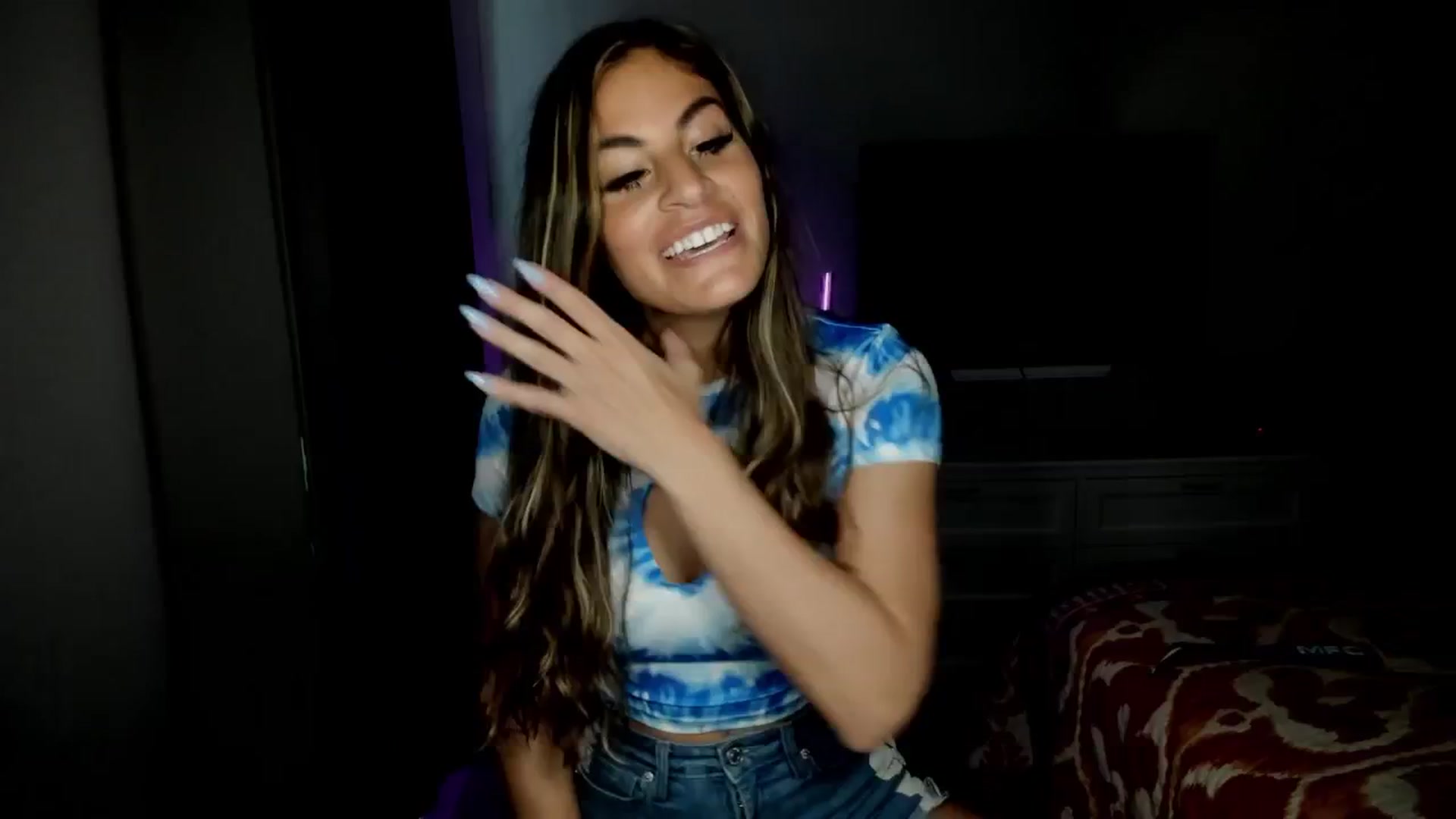 Gallery image thumbnail from MylaBanks's myfreecams stream on, 05/07/2024, 17:04 image 7 of 20
