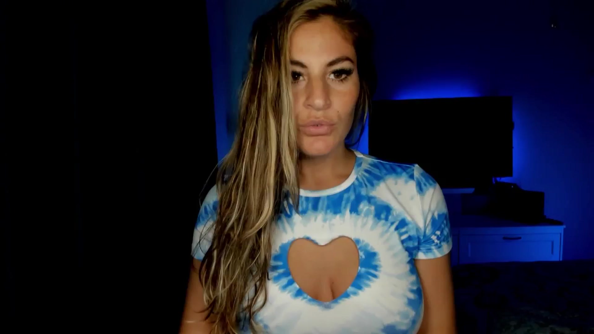 Gallery image thumbnail from MylaBanks's myfreecams stream on, 09/03/2024, 18:15 image 5 of 20