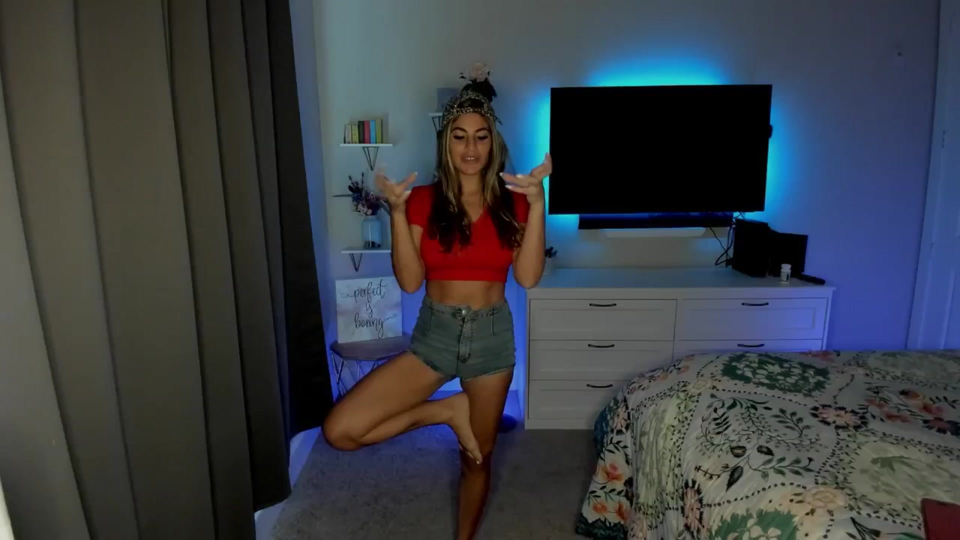 Gallery image thumbnail from MylaBanks's myfreecams stream on, 09/18/2024, 17:53 image 10 of 20