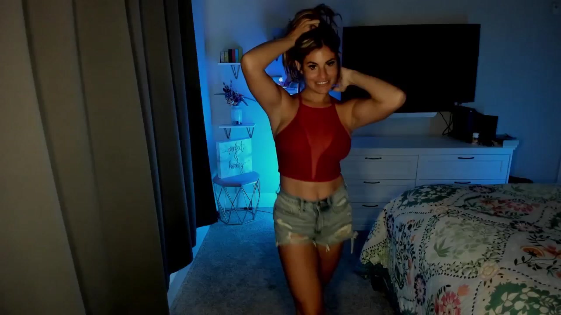 Gallery image thumbnail from MylaBanks's myfreecams stream on, 10/28/2024, 20:34 image 9 of 20