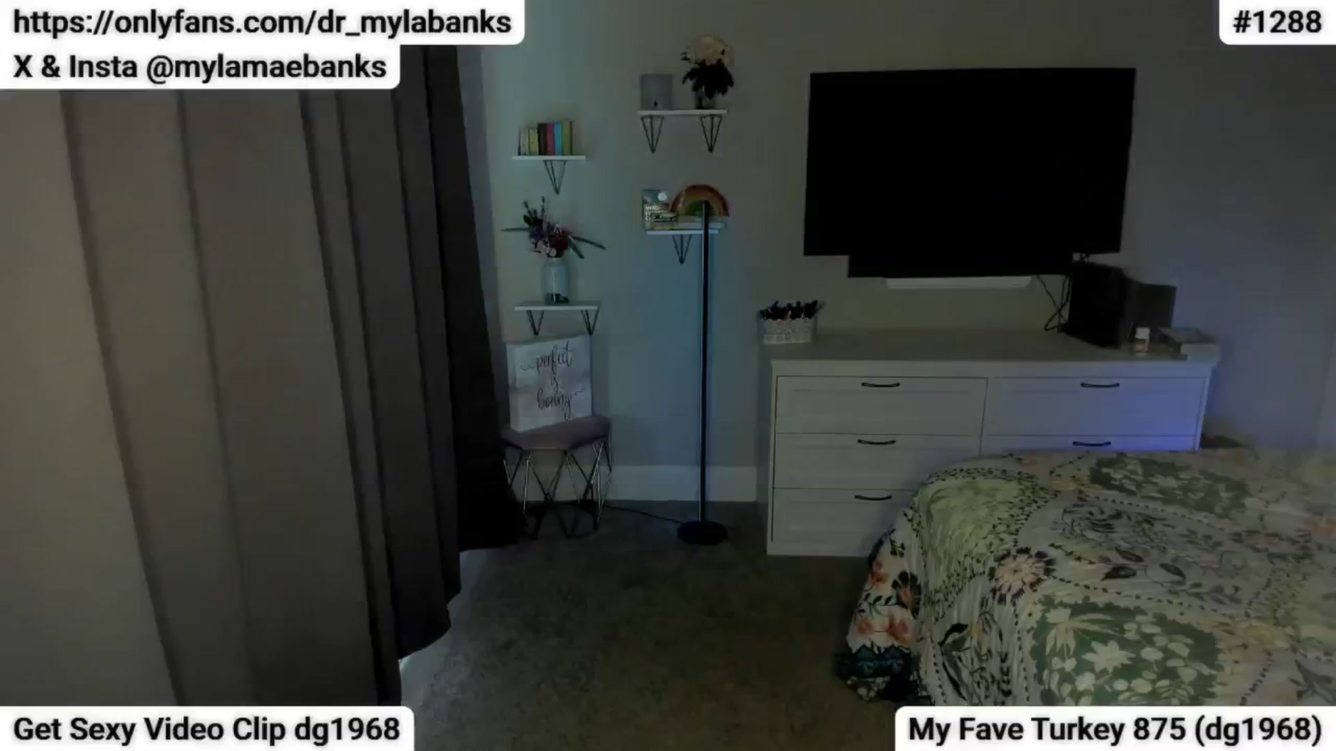 Gallery image thumbnail from MylaBanks's myfreecams stream on, 11/02/2024, 20:41 image 7 of 20
