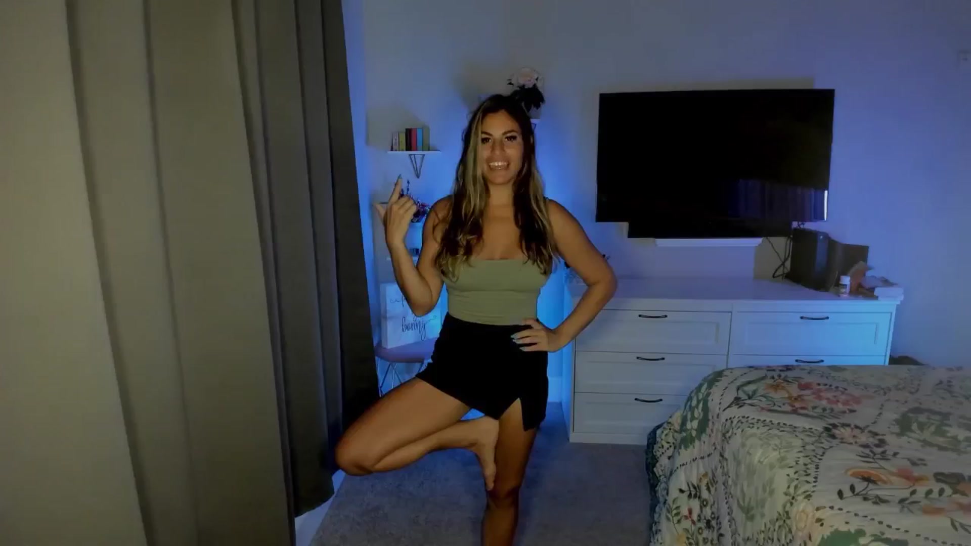 Gallery image thumbnail from MylaBanks's myfreecams stream on, 11/03/2024, 23:11 image 10 of 20