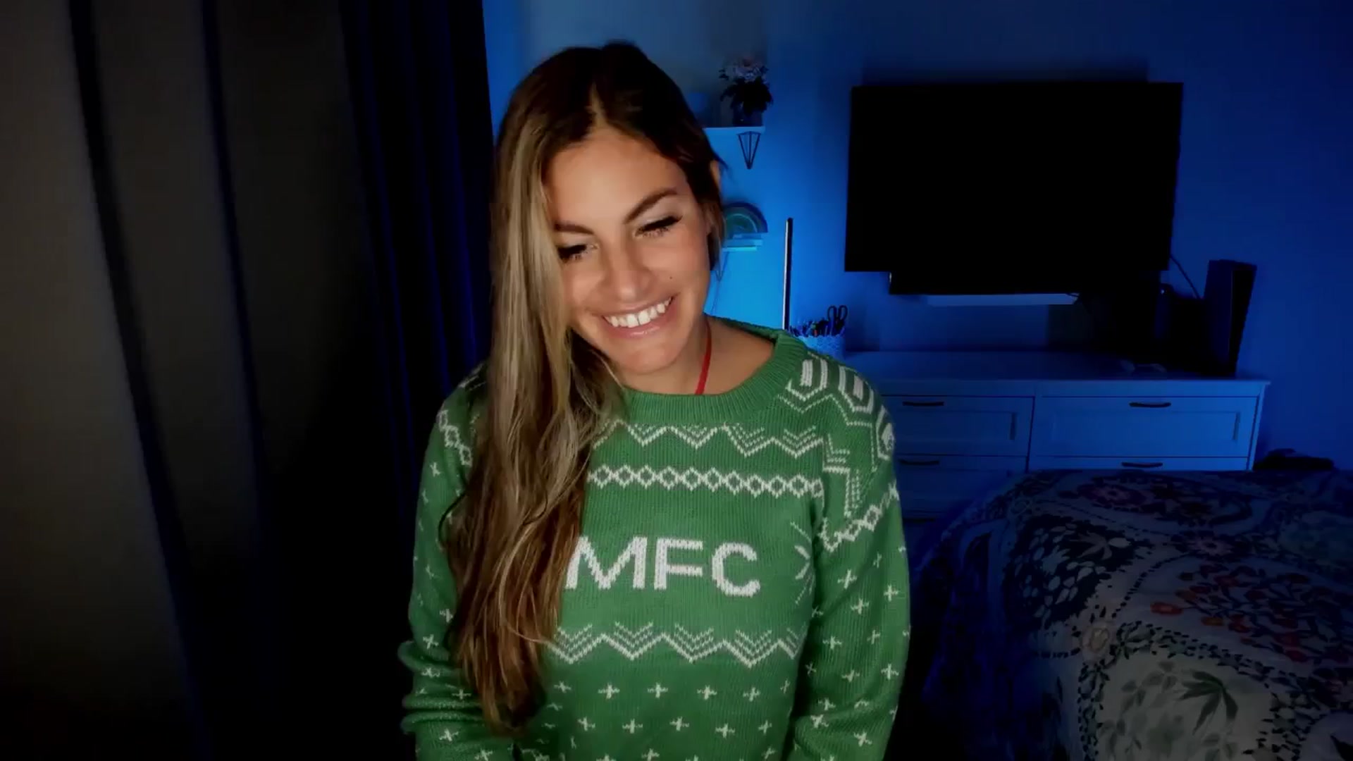 Gallery image thumbnail from MylaBanks's myfreecams stream on, 12/03/2024, 20:04 image 12 of 20