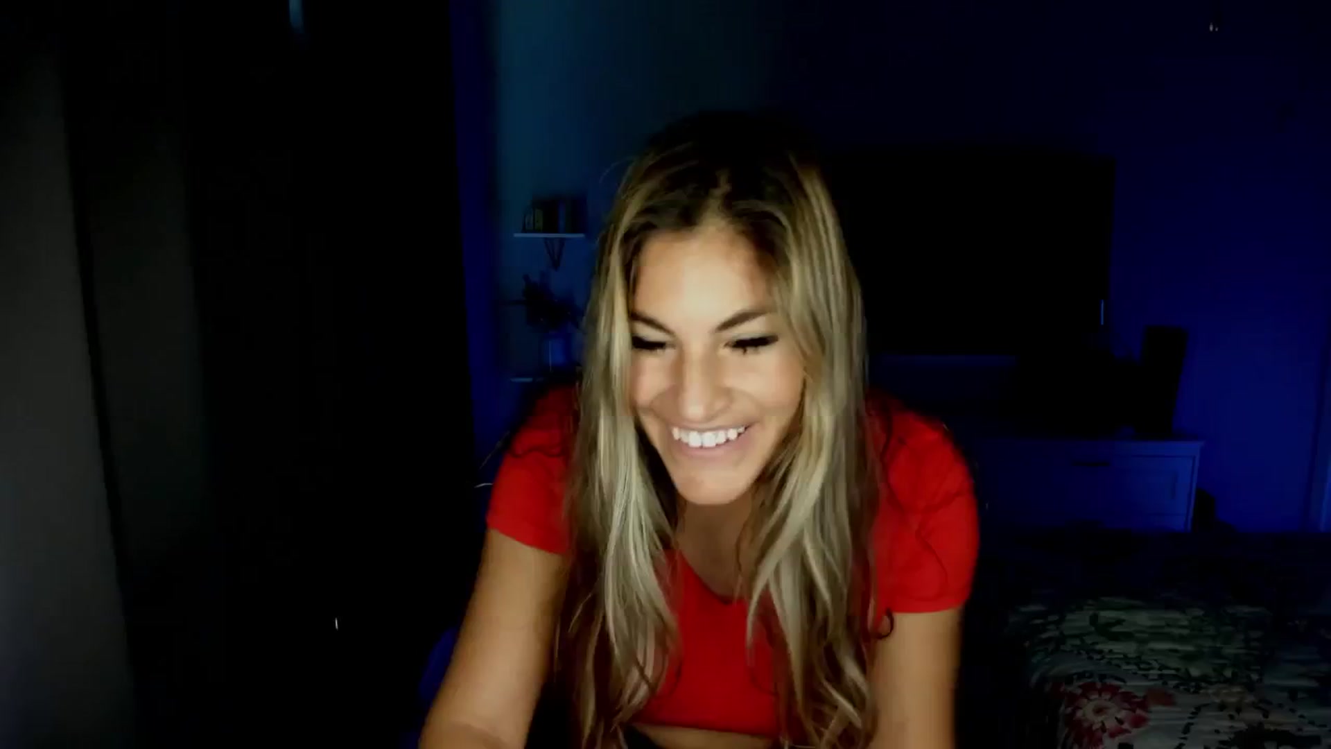 Gallery image thumbnail from MylaBanks's myfreecams stream on, 12/15/2024, 22:25 image 12 of 20