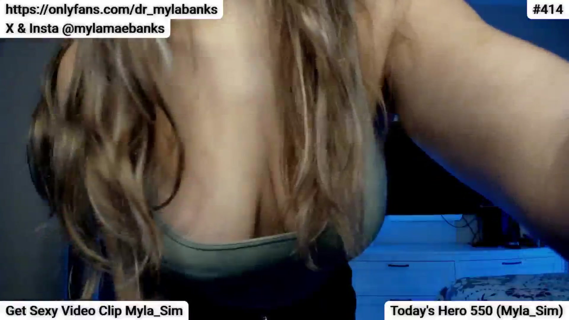 Gallery image thumbnail from MylaBanks's myfreecams stream on, 01/13/2025, 20:33 image 10 of 20