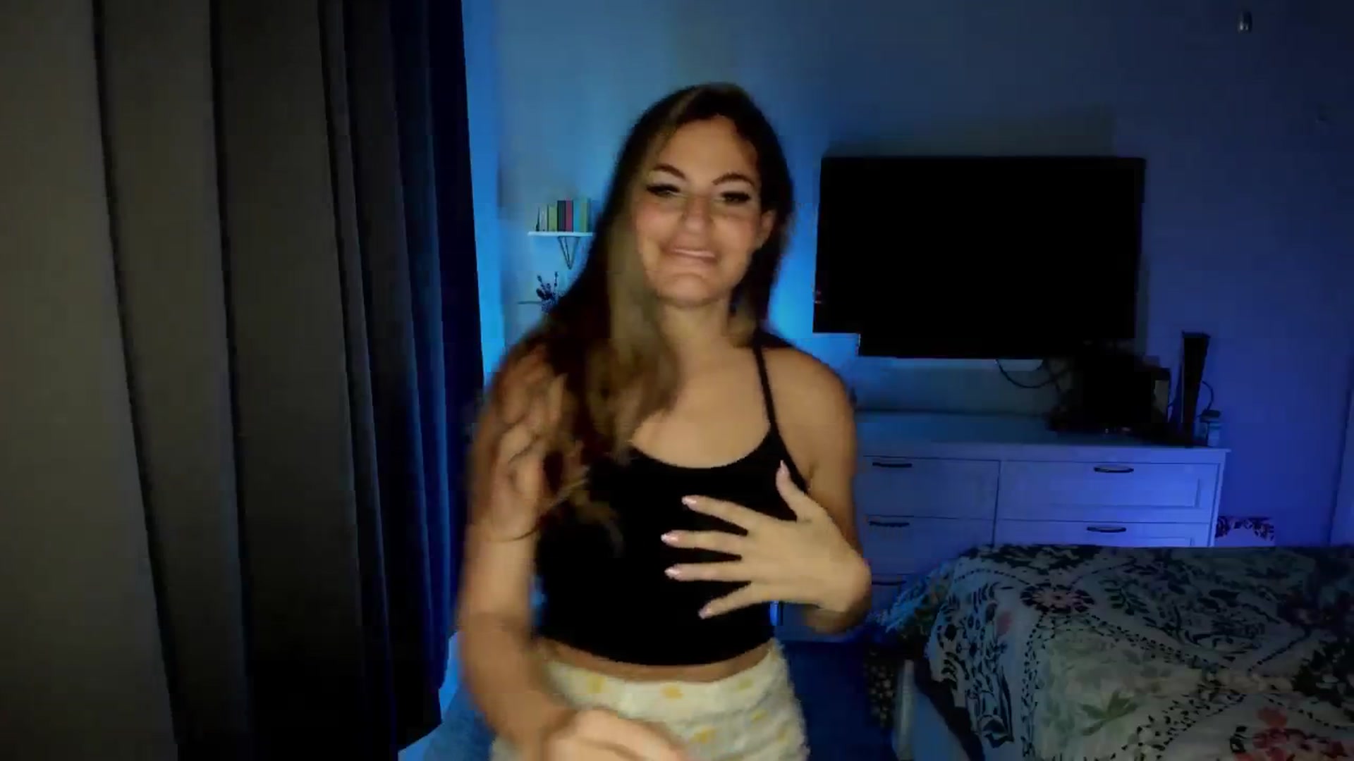Gallery image thumbnail from MylaBanks's myfreecams stream on, 01/15/2025, 18:53 image 19 of 20