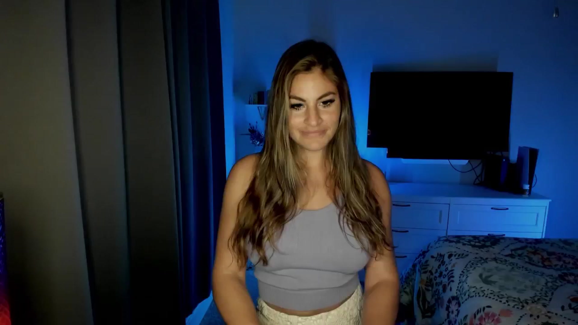 Gallery image thumbnail from MylaBanks's myfreecams stream on, 01/19/2025, 02:34 image 9 of 20