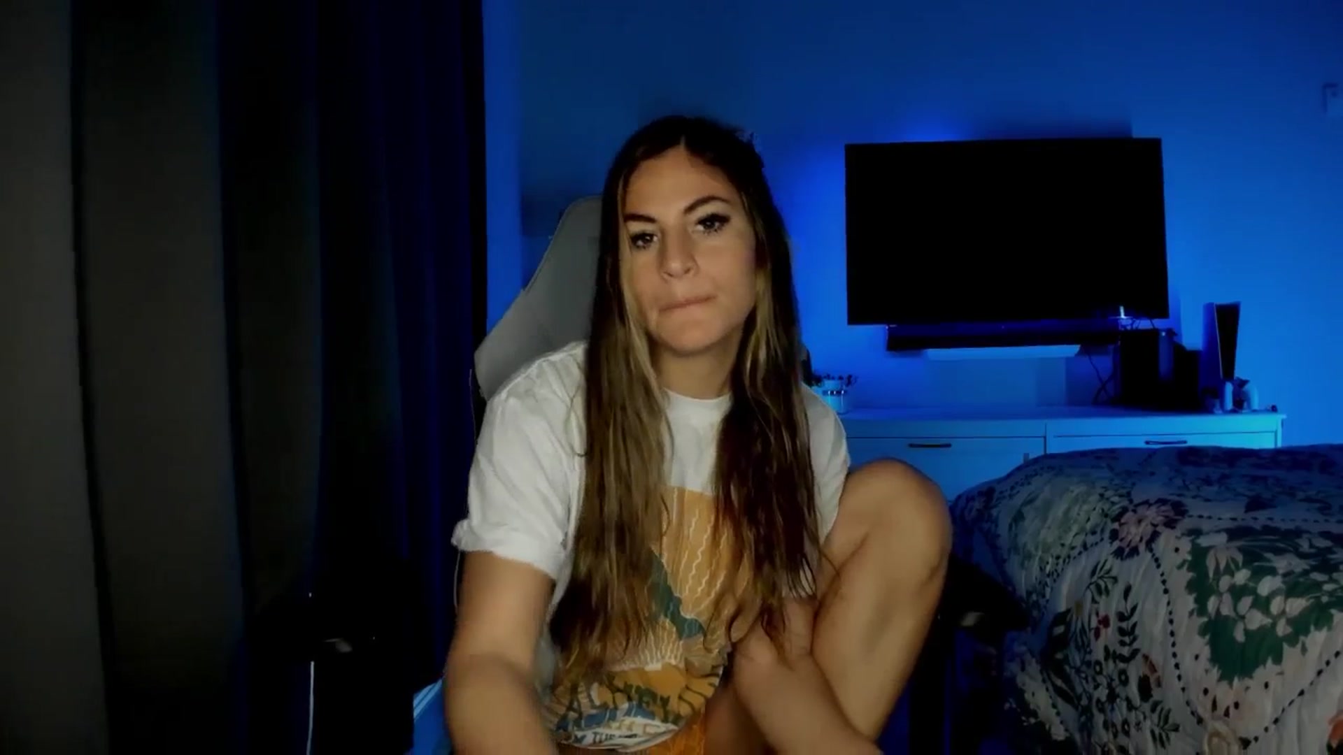 Gallery image thumbnail from MylaBanks's myfreecams stream on, 03/03/2025, 20:14 image 2 of 20