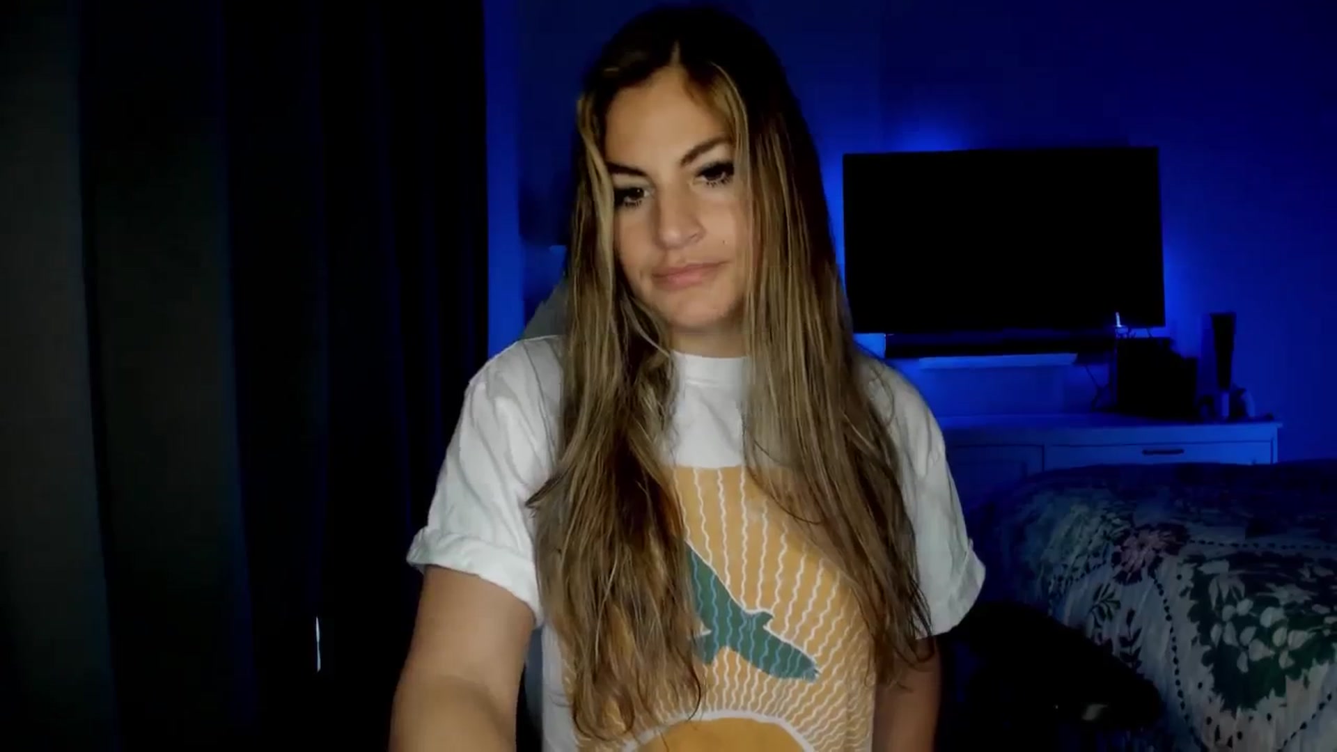 Gallery image thumbnail from MylaBanks's myfreecams stream on, 03/03/2025, 20:14 image 7 of 20