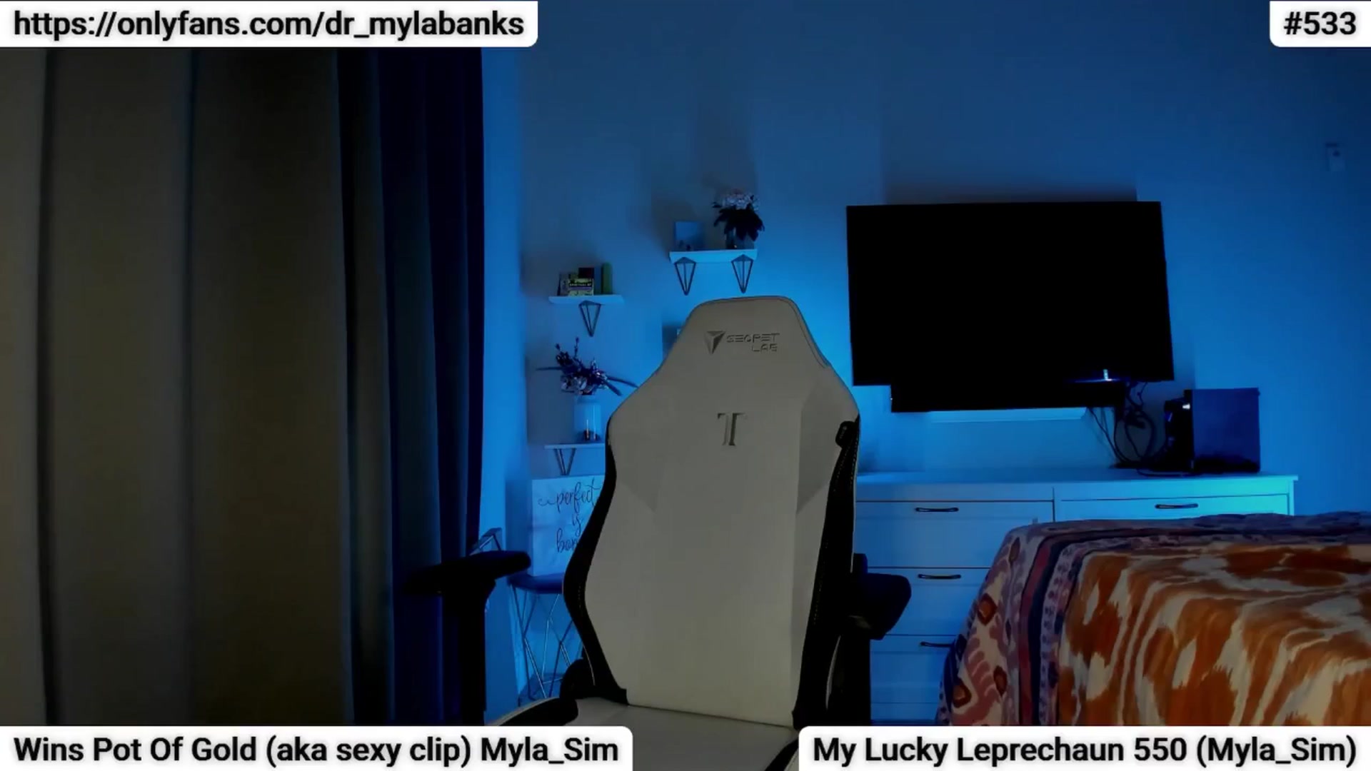 Gallery image thumbnail from MylaBanks's myfreecams stream on, 03/27/2025, 24:01 image 4 of 20