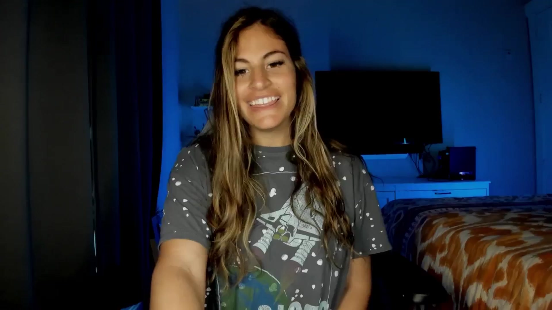 Gallery image thumbnail from MylaBanks's myfreecams stream on, 03/27/2025, 19:29 image 4 of 20