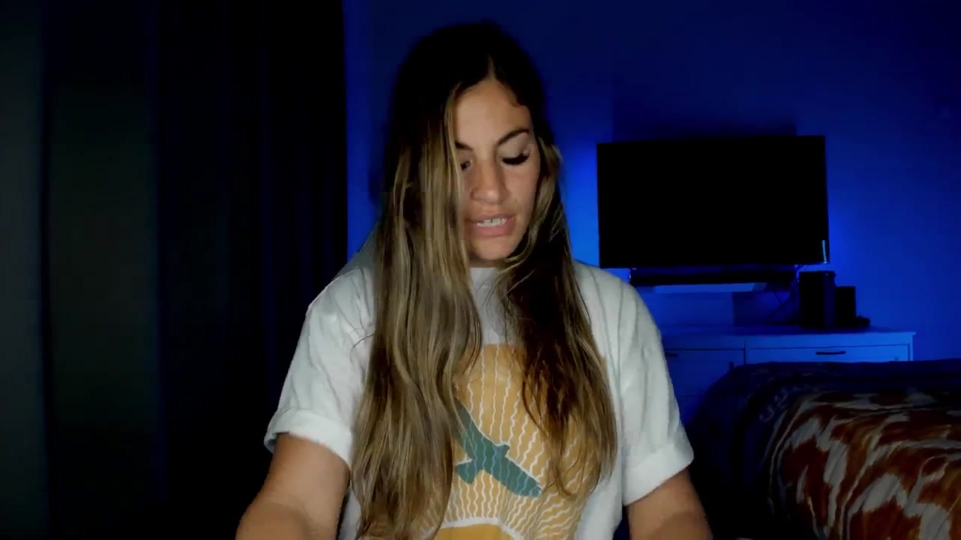 Gallery image thumbnail from MylaBanks's myfreecams stream on, 04/01/2025, 19:36 image 8 of 20