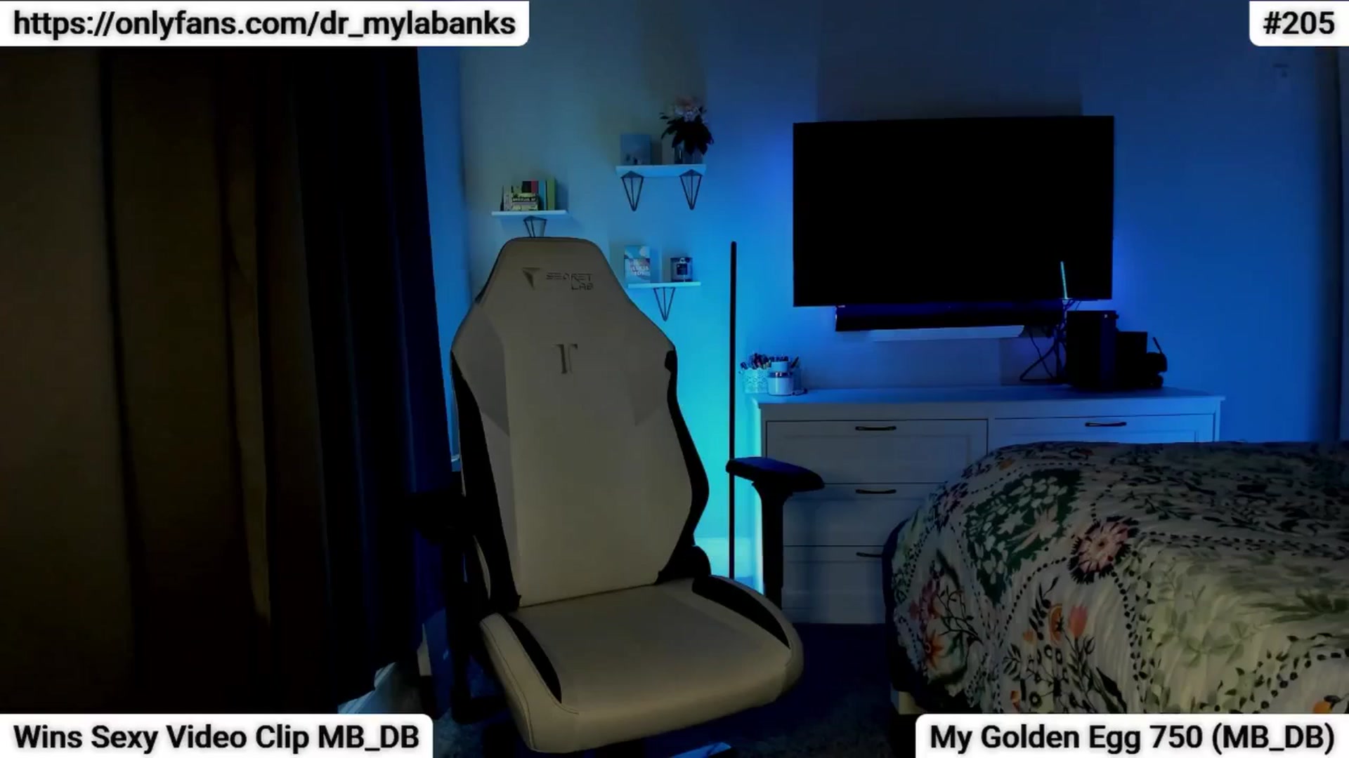 Gallery image thumbnail from MylaBanks's myfreecams stream on, 04/10/2025, 19:31 image 16 of 20