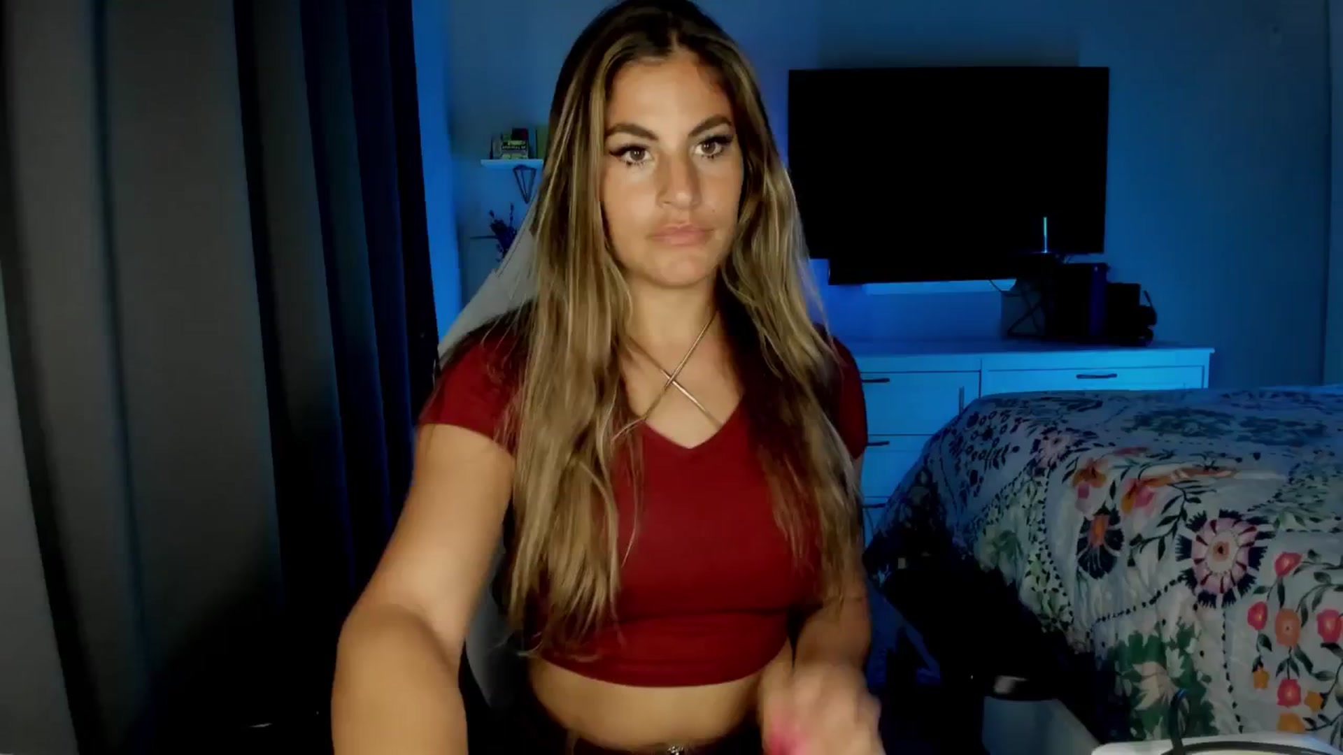 Gallery image thumbnail from MylaBanks's myfreecams stream on, 04/30/2025, 02:13 image 2 of 20