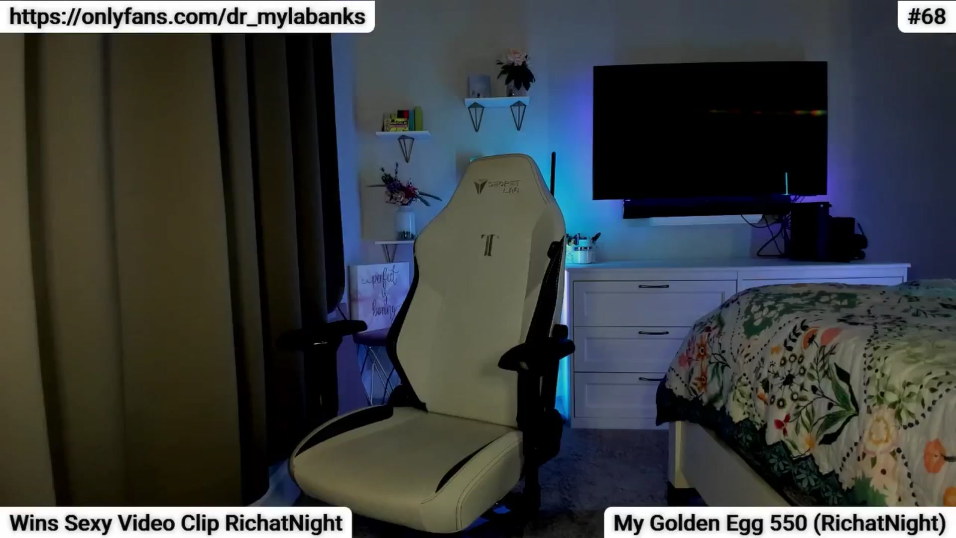Gallery image thumbnail from MylaBanks's myfreecams stream on, 05/02/2025, 24:39 image 18 of 20