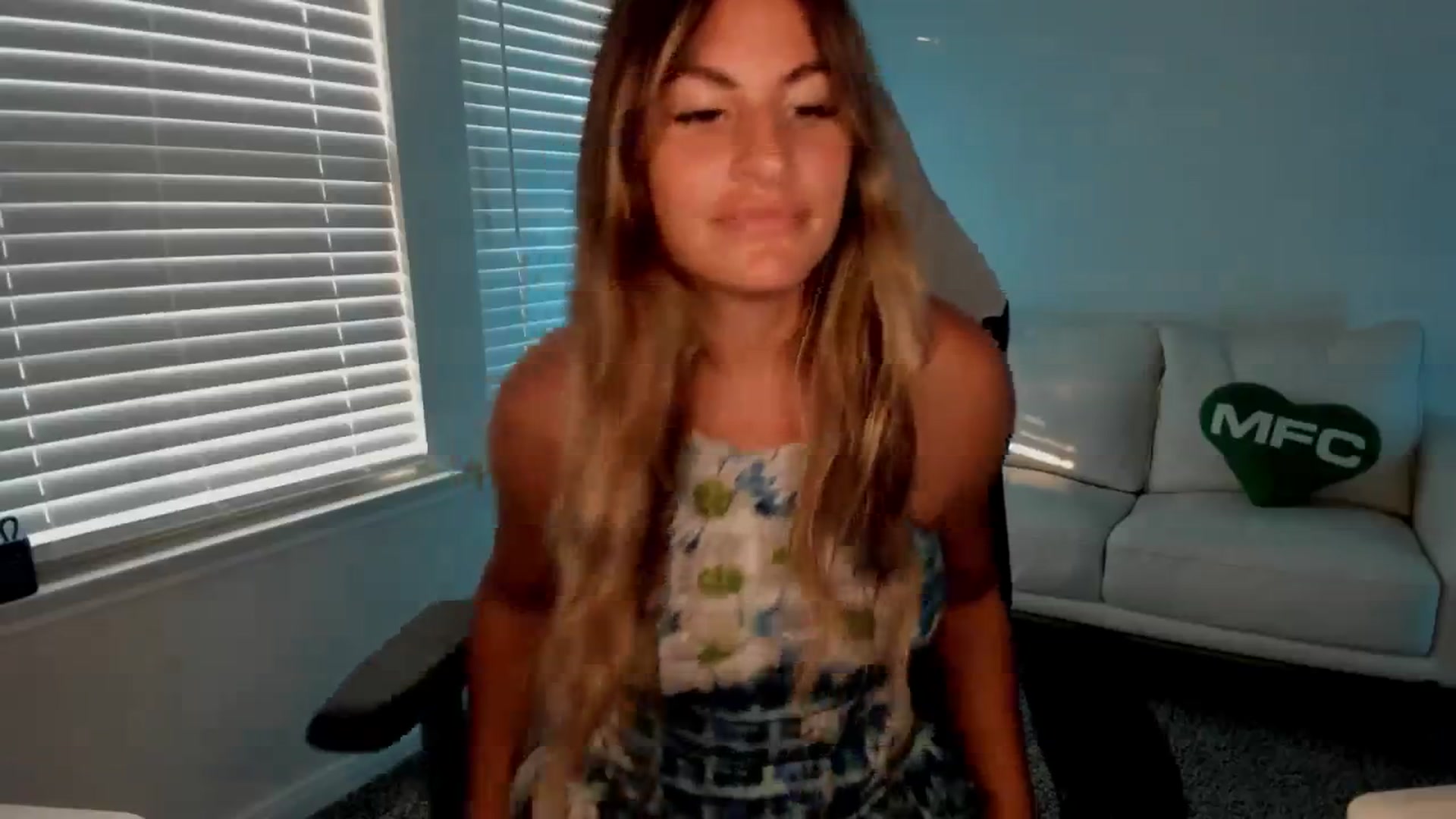 Gallery image thumbnail from MylaBanks's myfreecams stream on, 09/09/2025, 01:35 image 7 of 20