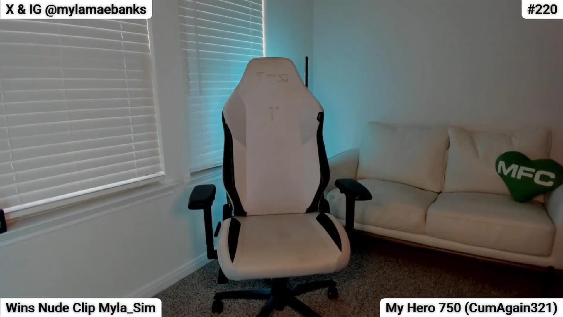 Gallery image thumbnail from MylaBanks's myfreecams stream on, 09/12/2025, 24:40 image 20 of 20