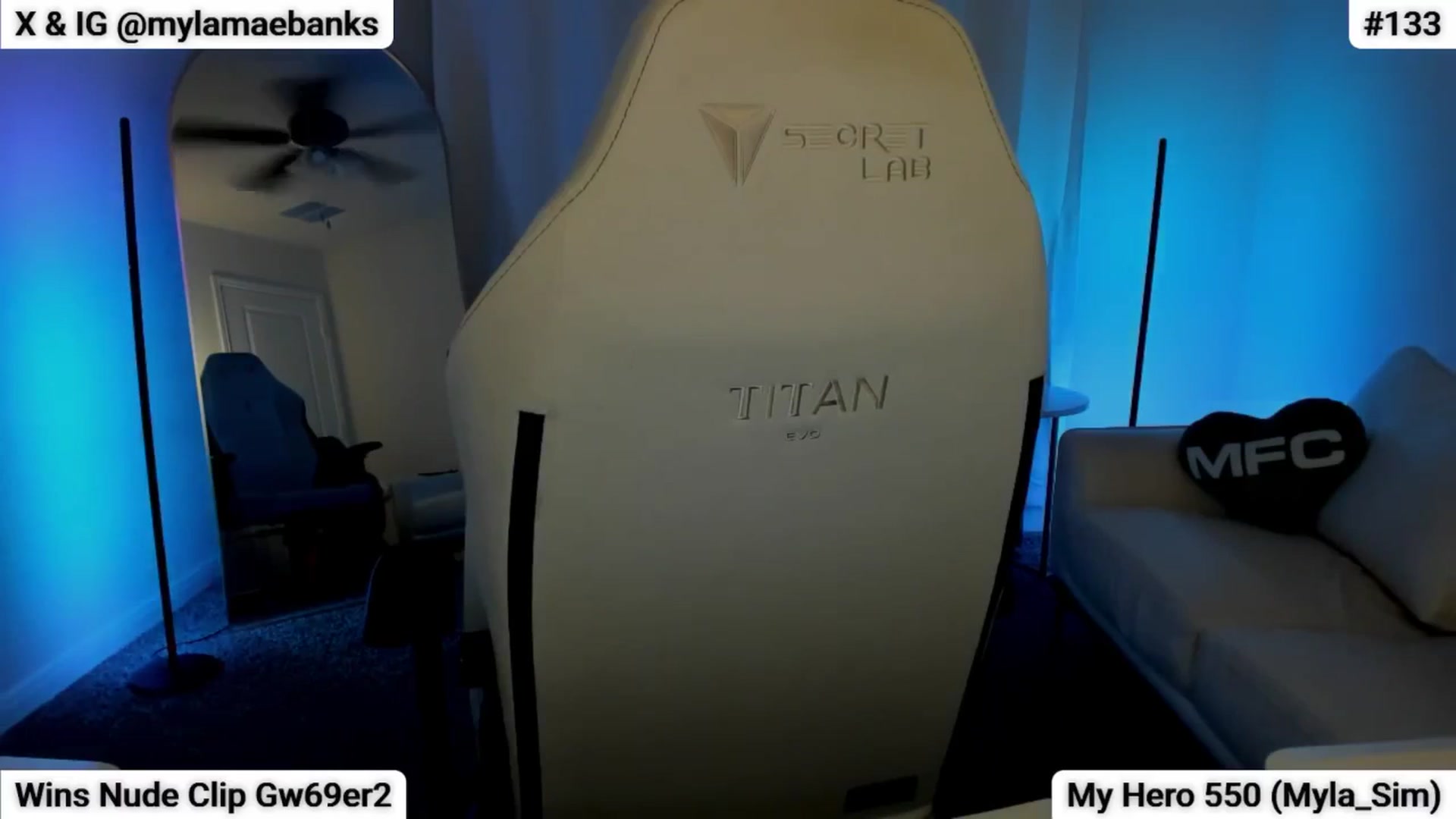Gallery image thumbnail from MylaBanks's myfreecams stream on, 09/27/2025, 01:37 image 11 of 20