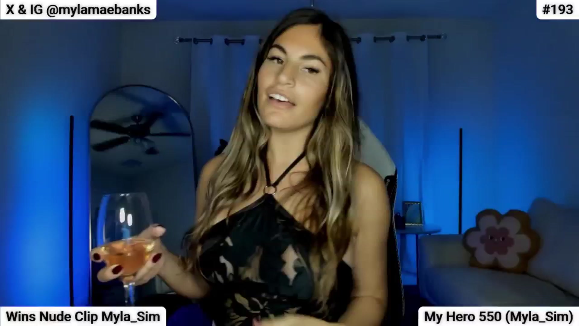 Gallery image thumbnail from MylaBanks's myfreecams stream on, 11/20/2025, 02:32 image 4 of 20