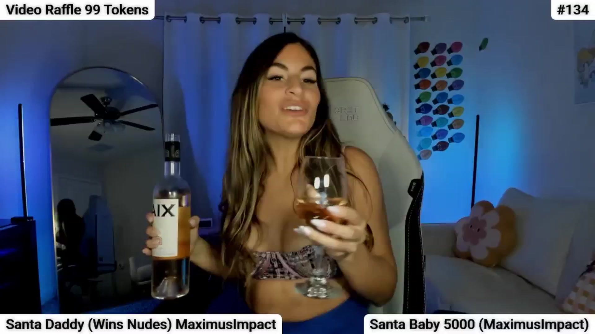 Gallery image thumbnail from MylaBanks's myfreecams stream on, 12/19/2025, 02:54 image 4 of 20