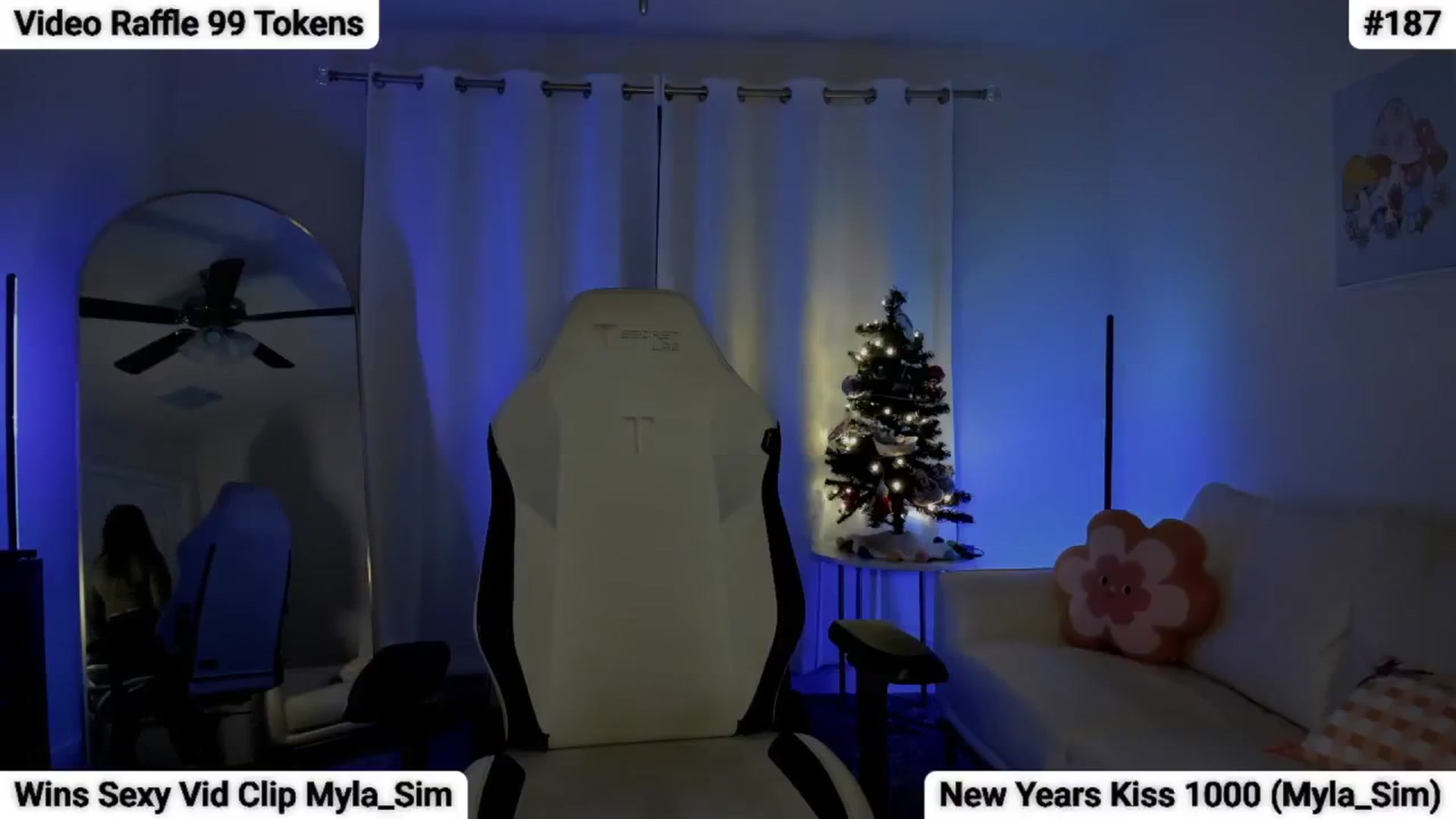 Gallery image thumbnail from MylaBanks's myfreecams stream on, 01/03/2026, 02:56 image 17 of 20