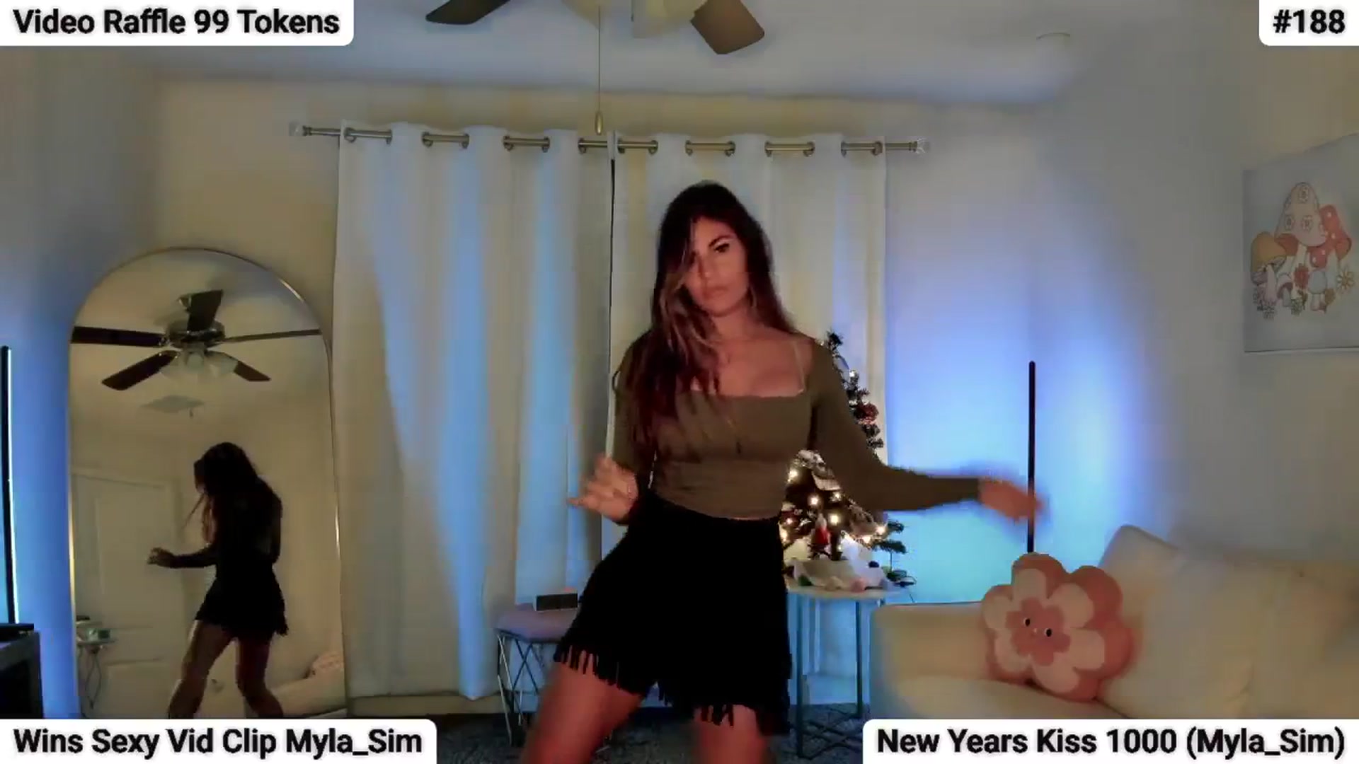 Gallery image thumbnail from MylaBanks's myfreecams stream on, 01/03/2026, 02:56 image 10 of 20