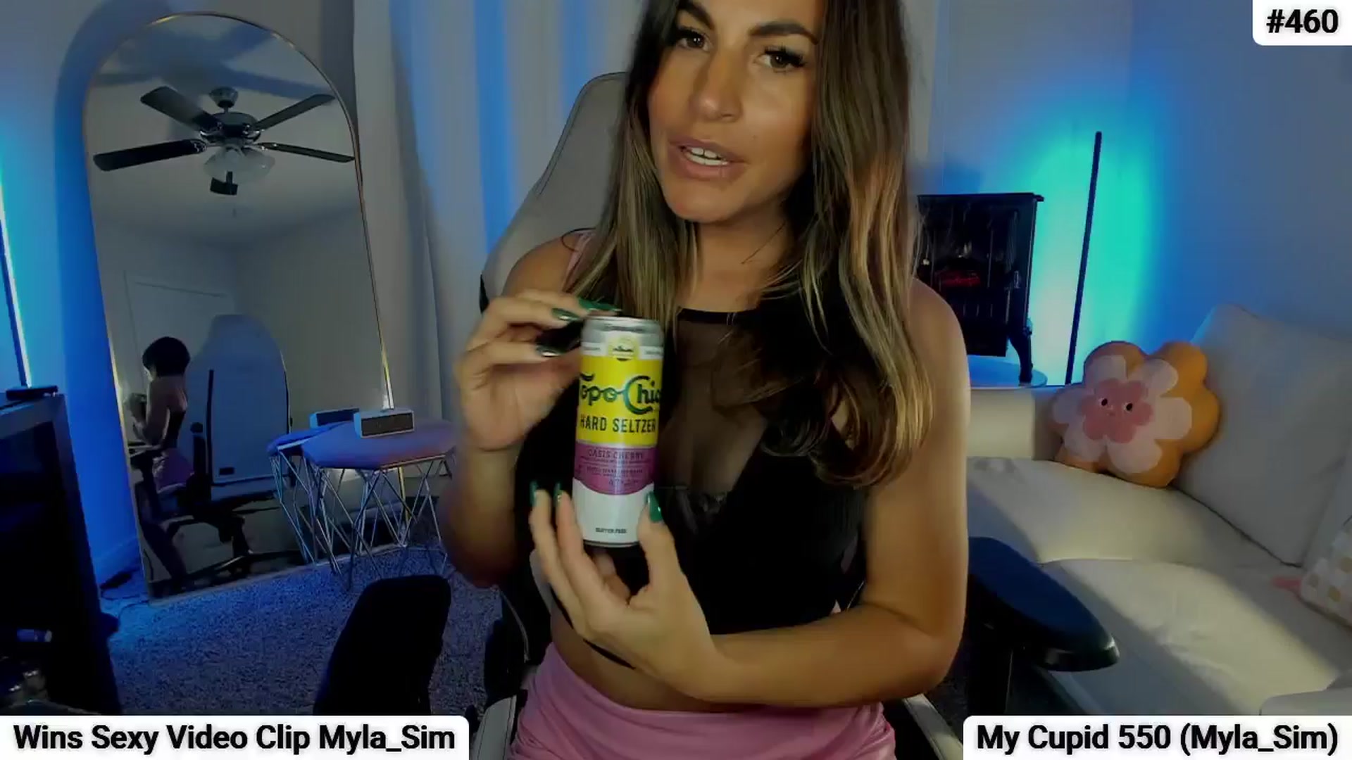 Gallery image thumbnail from Myla_'s myfreecams stream on, 03/29/2026, 05:06 image 2 of 20