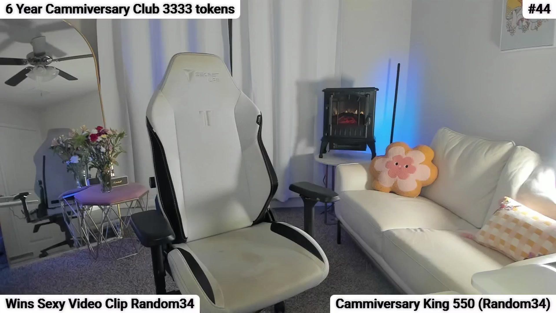 Gallery image thumbnail from Myla_'s myfreecams stream on, 04/18/2026, 03:00 image 4 of 20