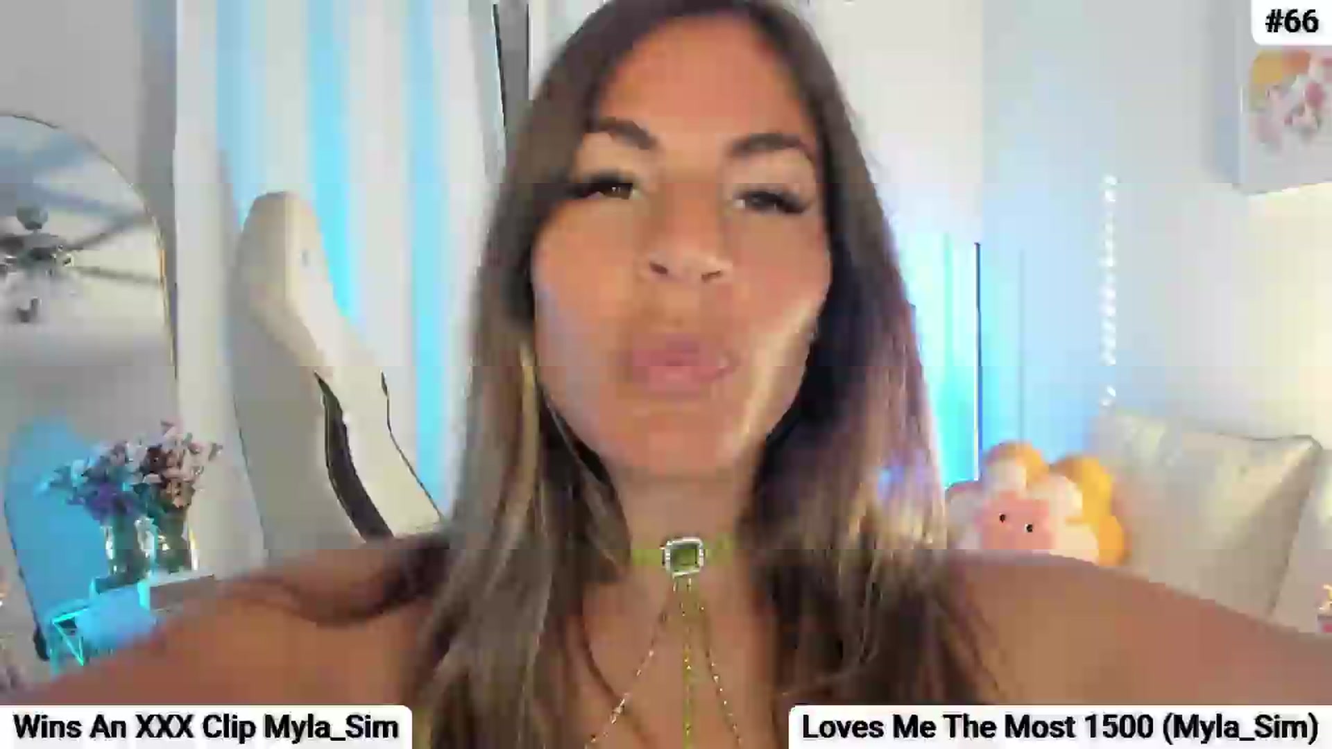 Gallery image thumbnail from Myla_'s myfreecams stream on, 06/10/2026, 24:00 image 10 of 20