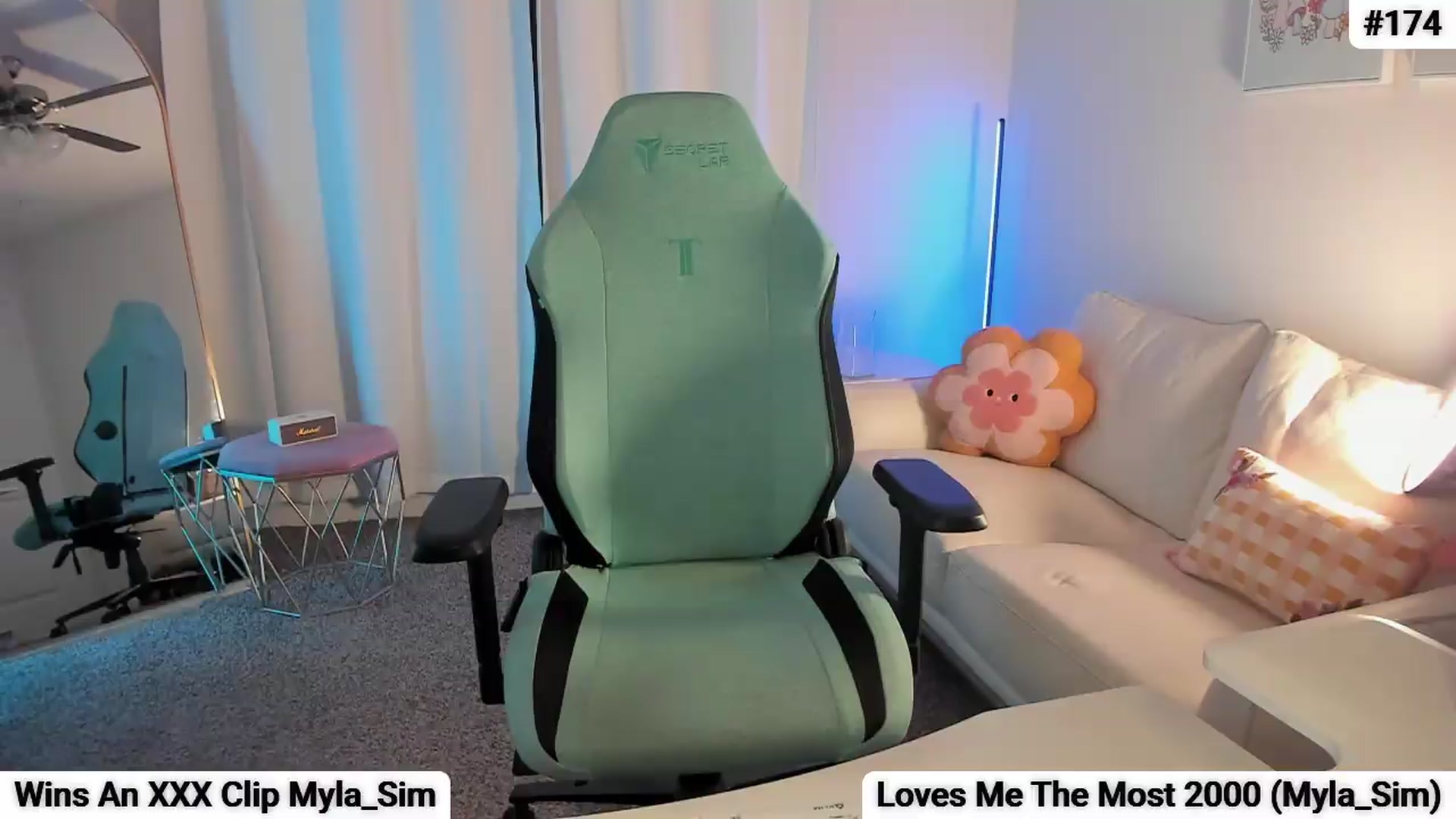 Gallery image thumbnail from Myla_'s myfreecams stream on, 08/23/2026, 04:01 image 9 of 20