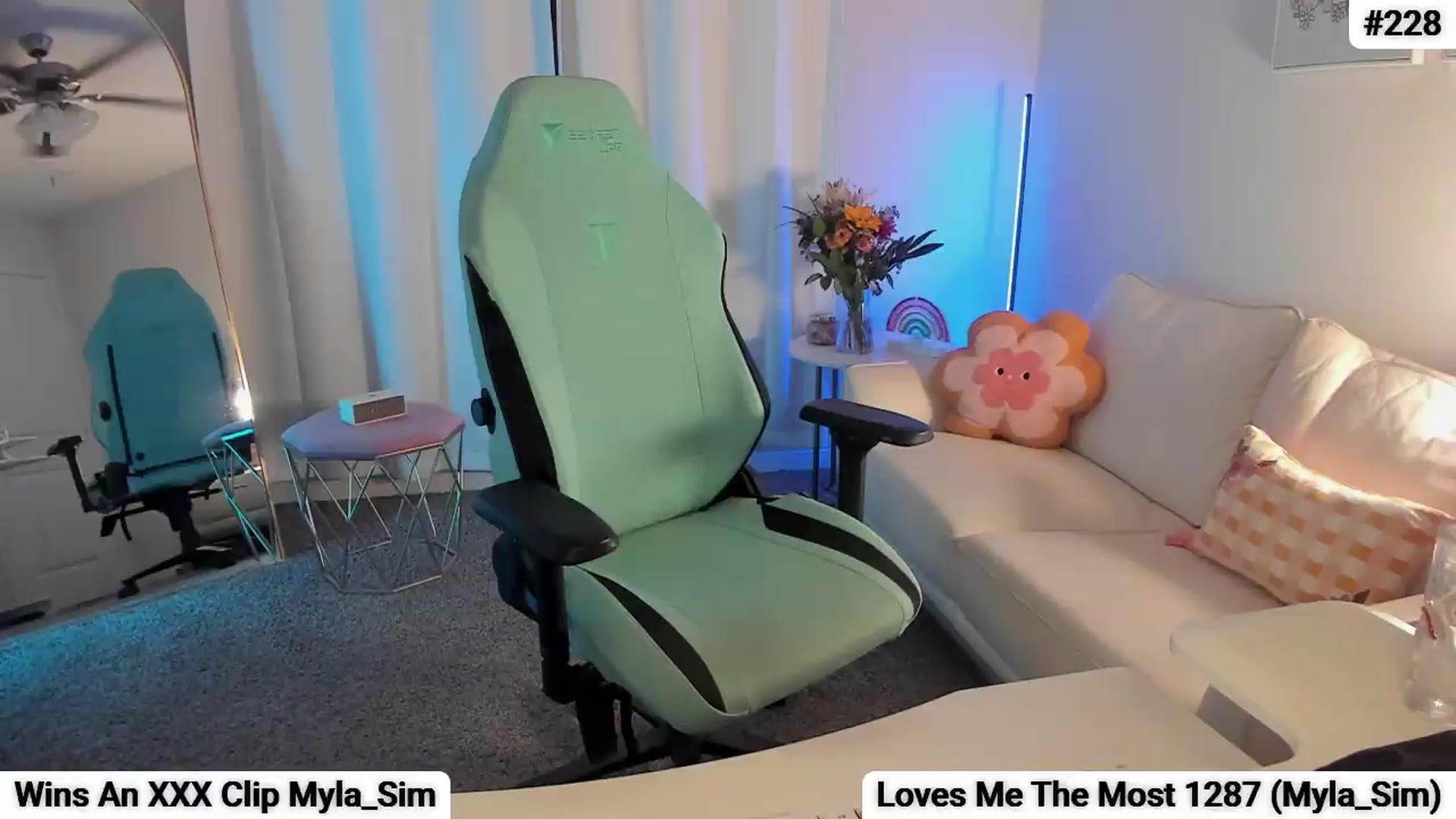 Gallery image thumbnail from Myla_'s myfreecams stream on, 09/22/2026, 01:08 image 12 of 20