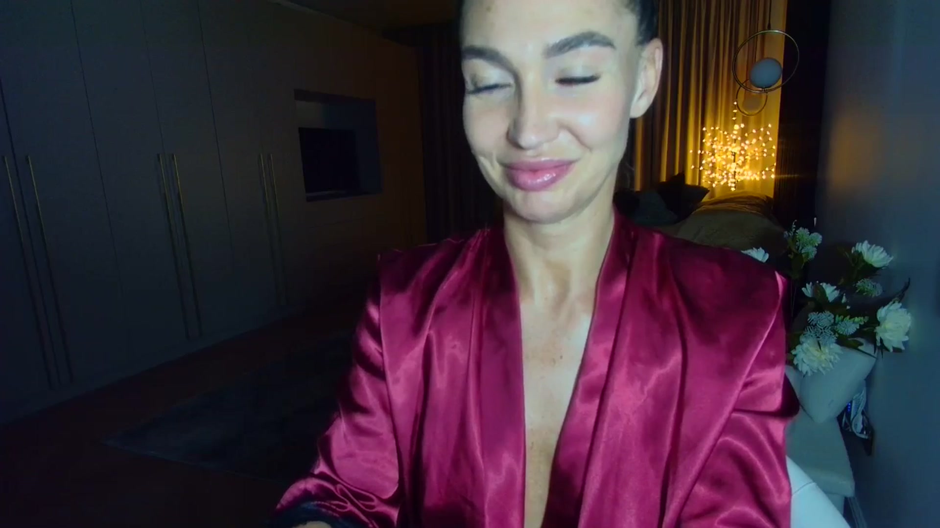 Gallery image thumbnail from Mystery_C's myfreecams stream on, 05/09/2025, 22:26 image 19 of 20