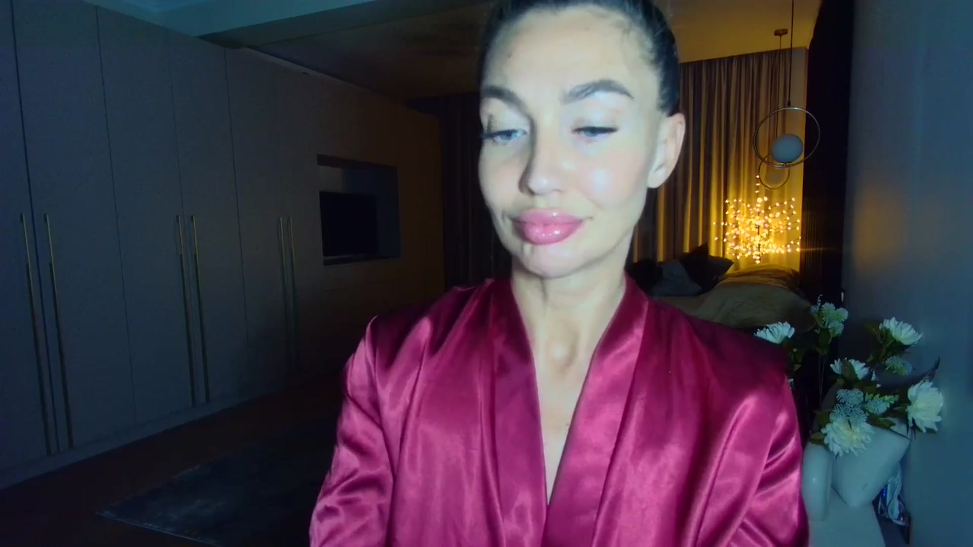 Gallery image thumbnail from Mystery_C's myfreecams stream on, 05/09/2025, 22:26 image 3 of 20