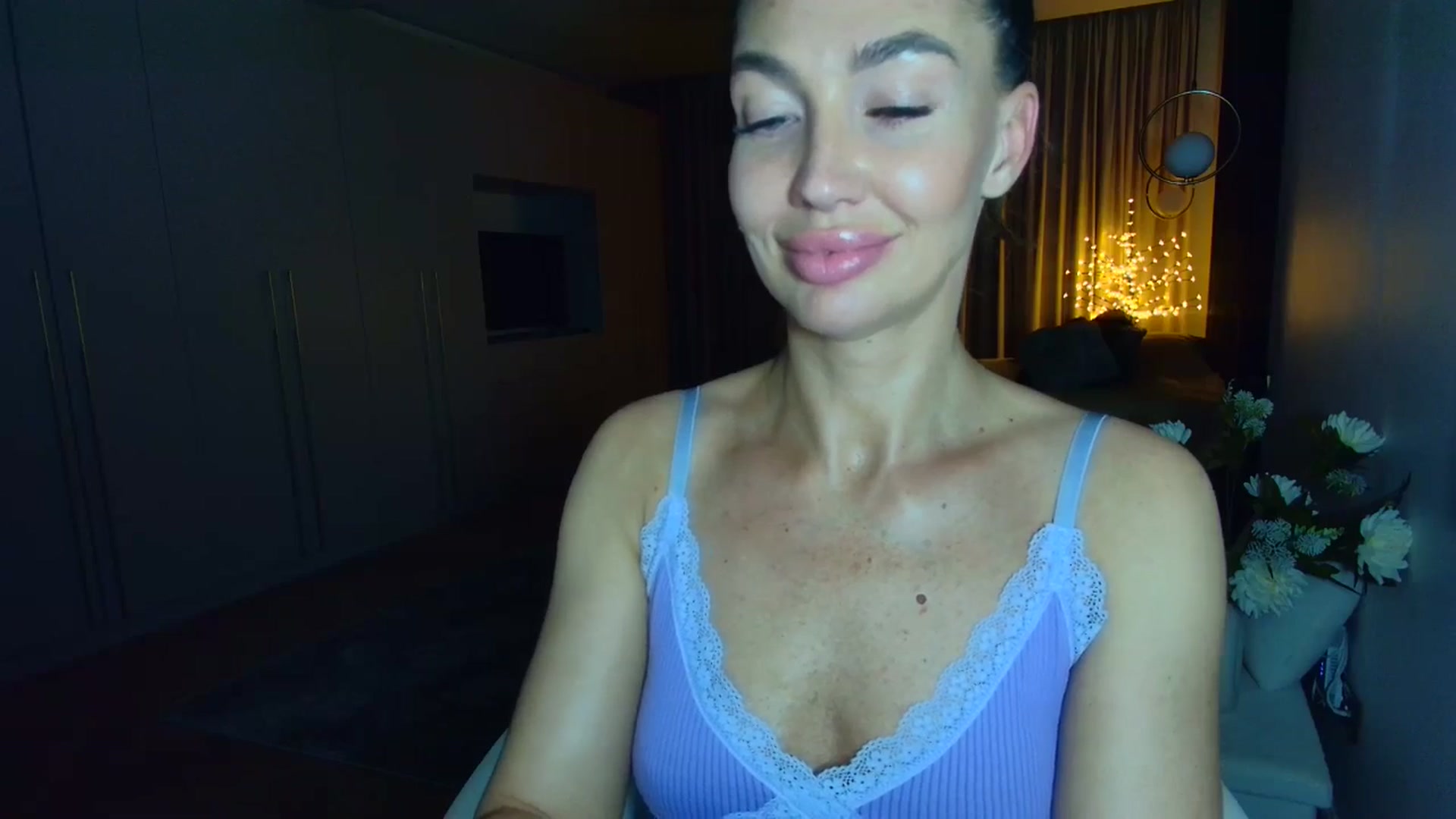Gallery image thumbnail from Mystery_C's myfreecams stream on, 05/13/2025, 21:54 image 20 of 20