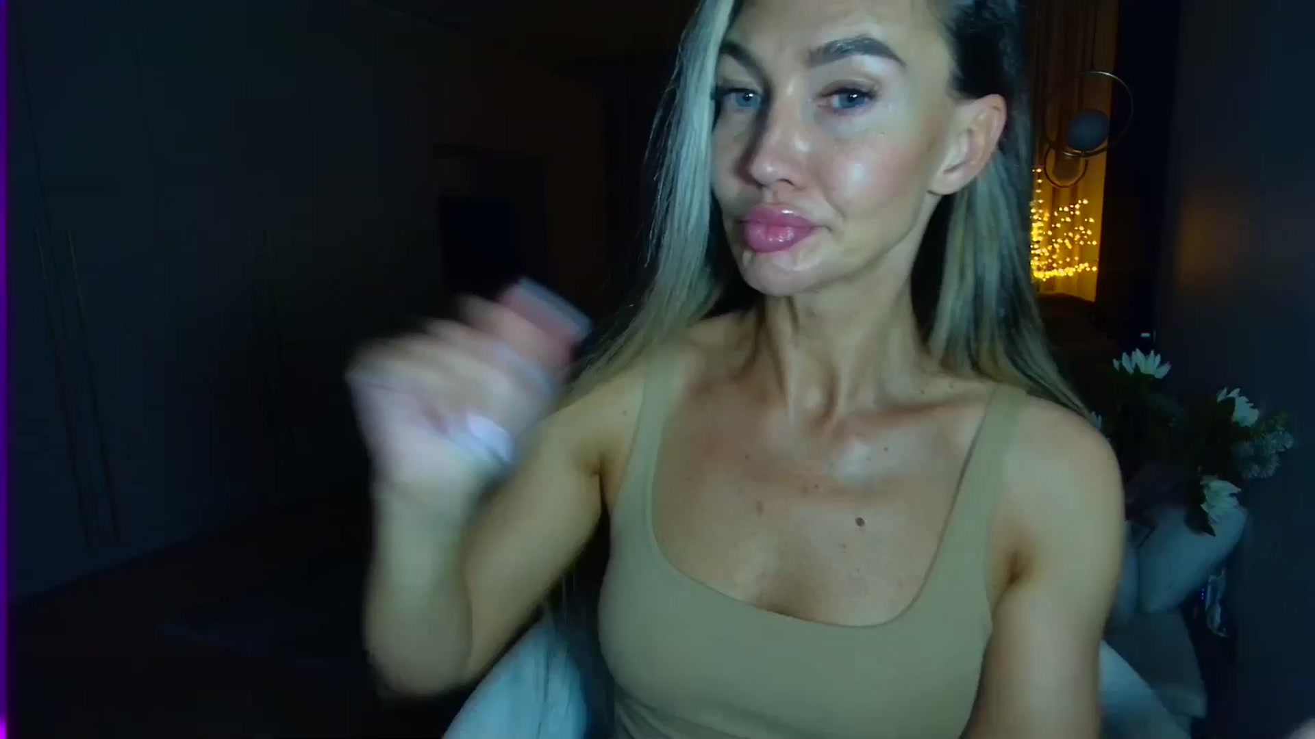 Gallery image thumbnail from Mystery_C's myfreecams stream on, 05/28/2025, 23:24 image 4 of 20